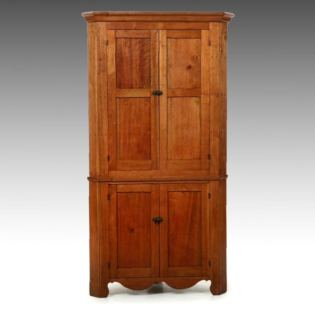 American Primitive Walnut Corner Cabinet, Mid to Late 19th Century