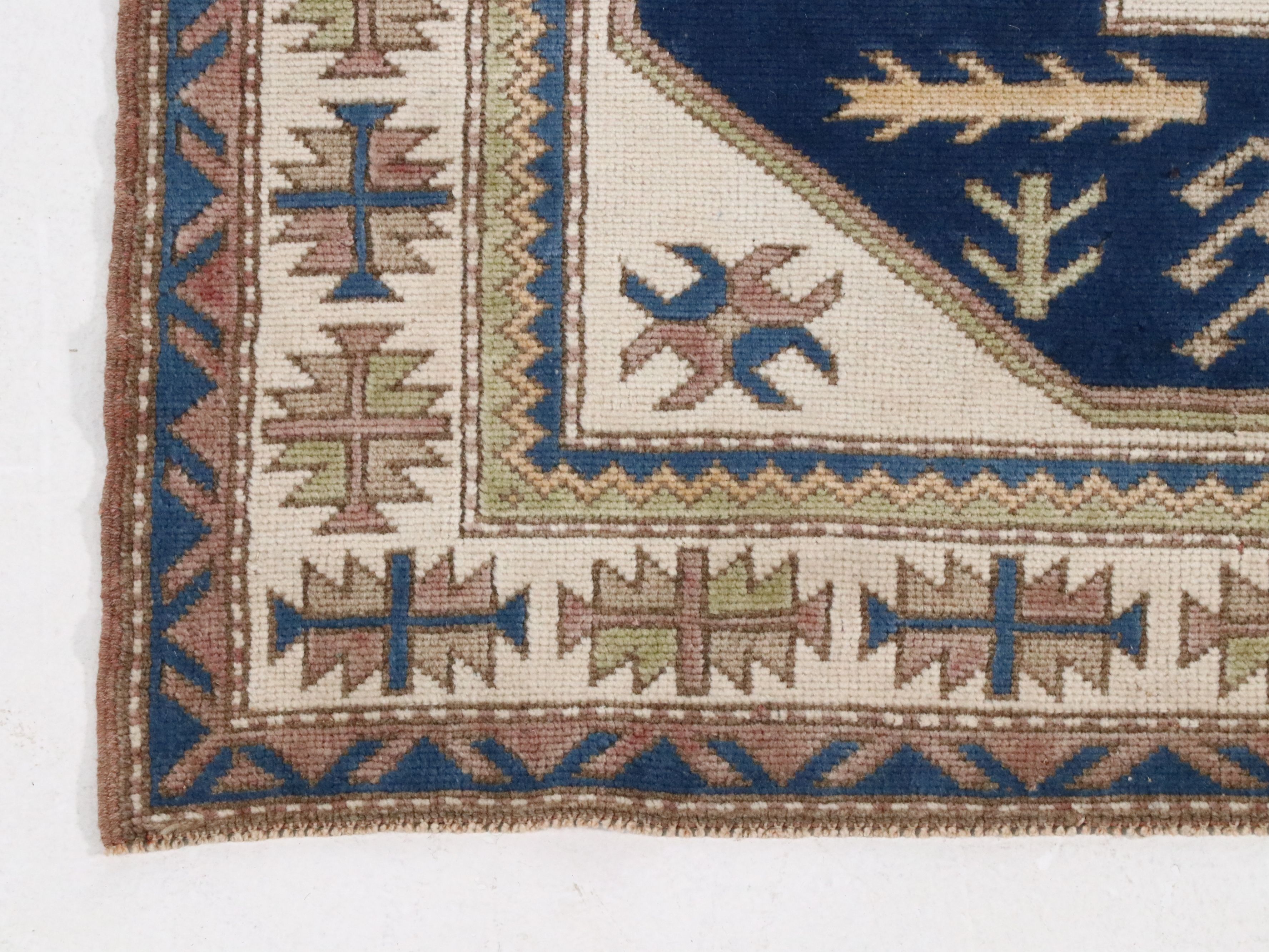 4'1 x 5'4 Hand-Knotted Caucasian Kazak Area Rug