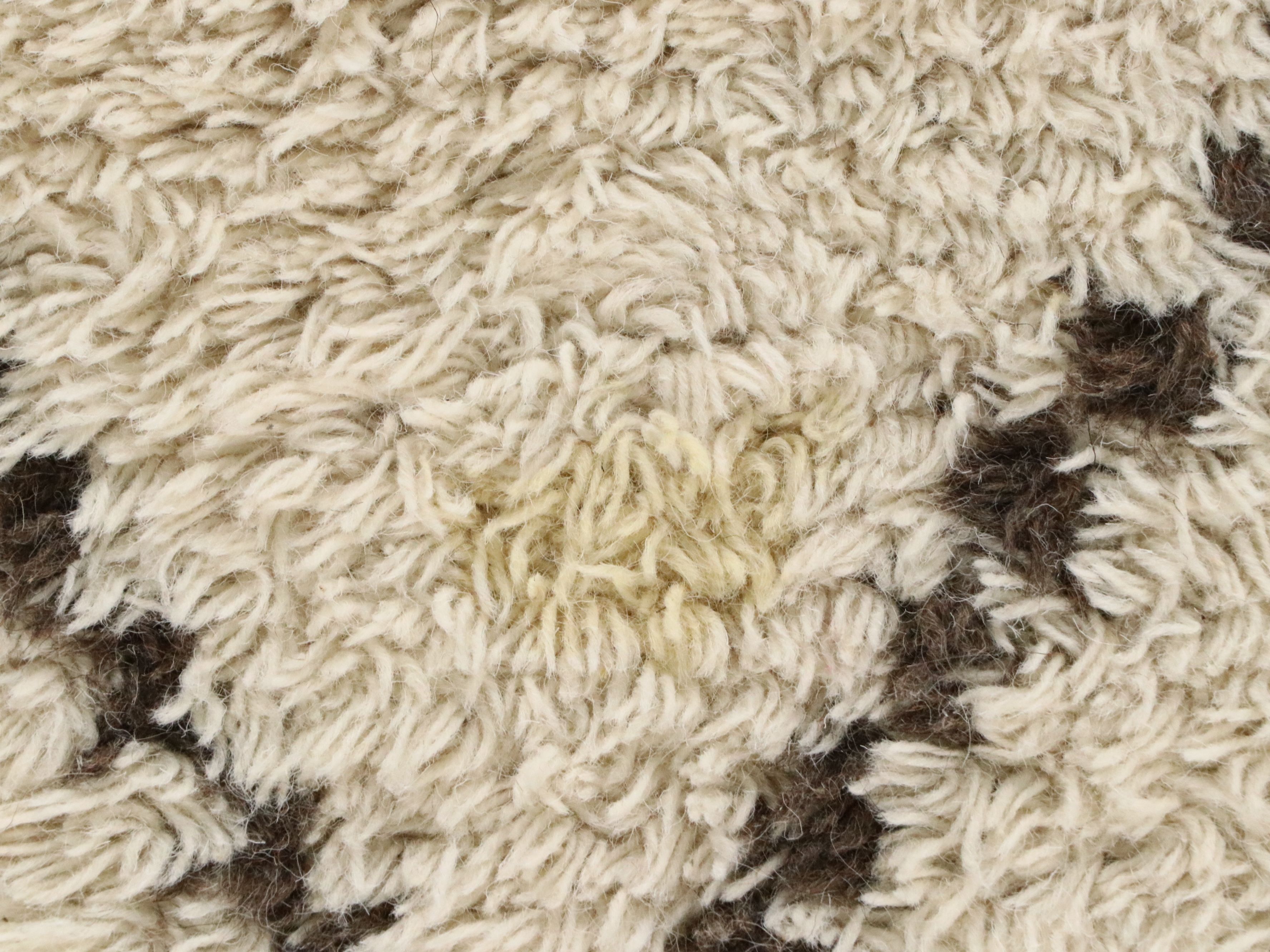 4'10 x 8'2 Hand-Knotted Moroccan Beni Ourain Shag Style Area Rug