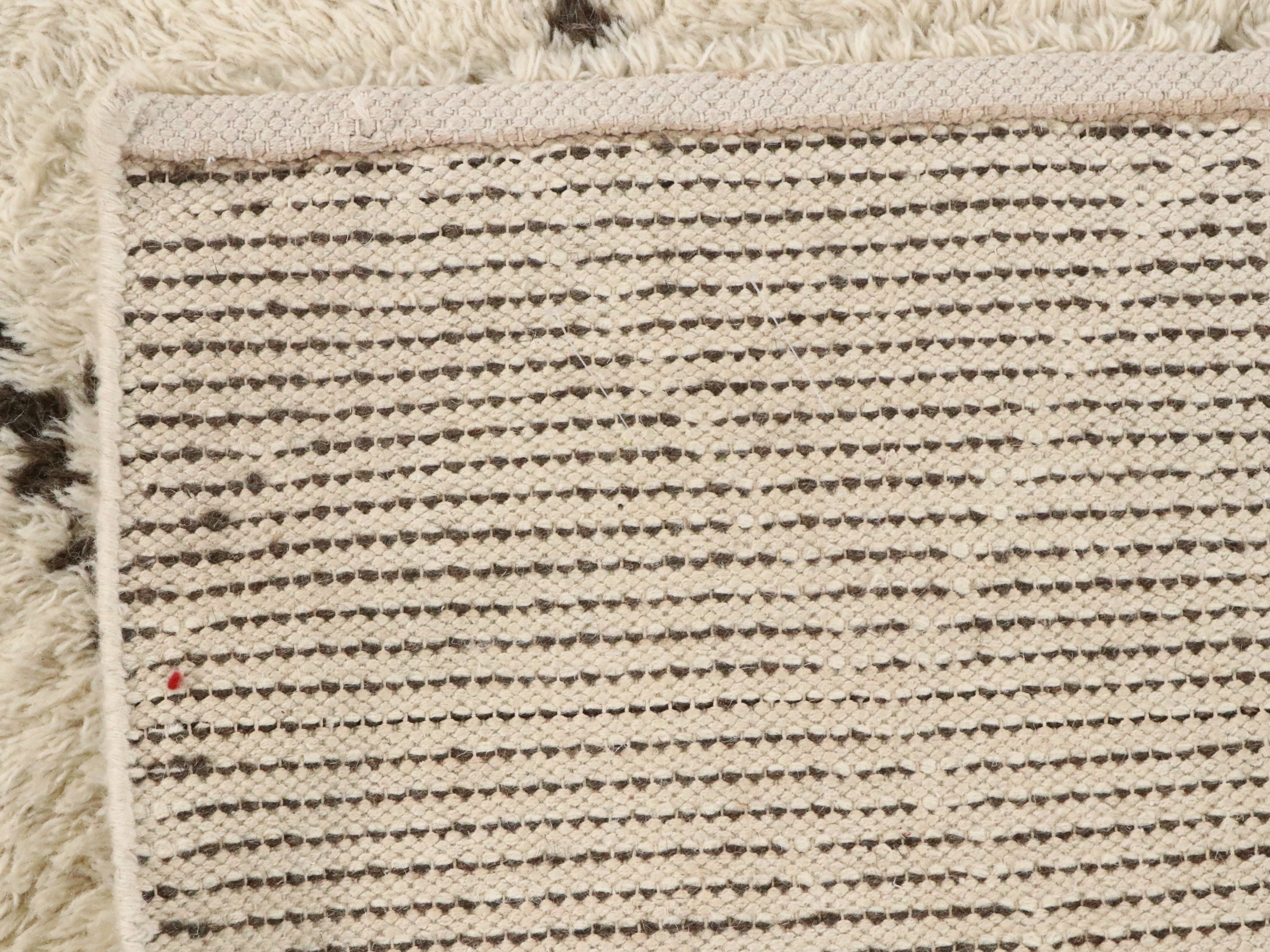4'10 x 8'2 Hand-Knotted Moroccan Beni Ourain Shag Style Area Rug