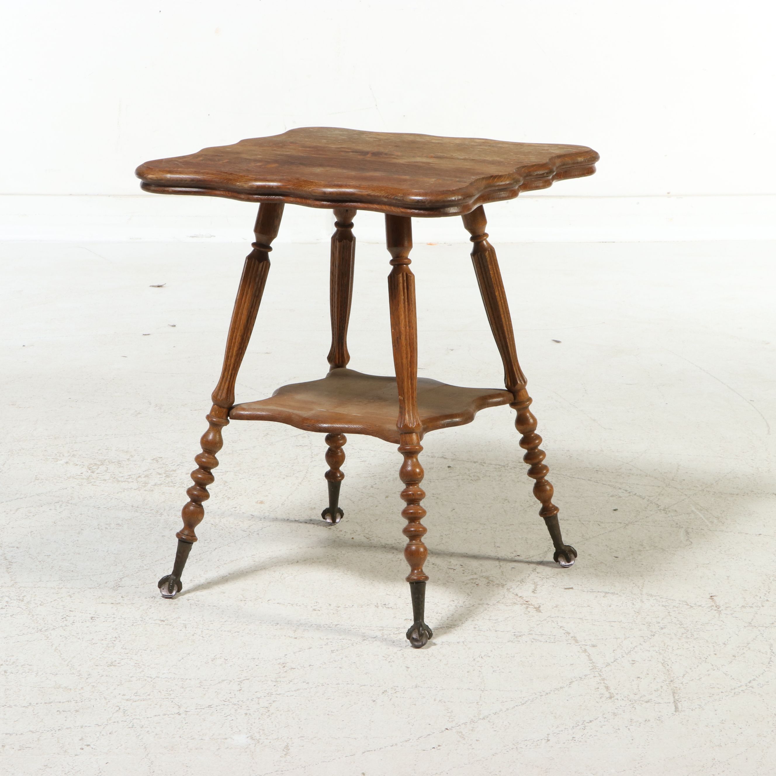 Victorian Quartersawn Oak Ball and Claw Foot Parlor Table, Late 19th Century