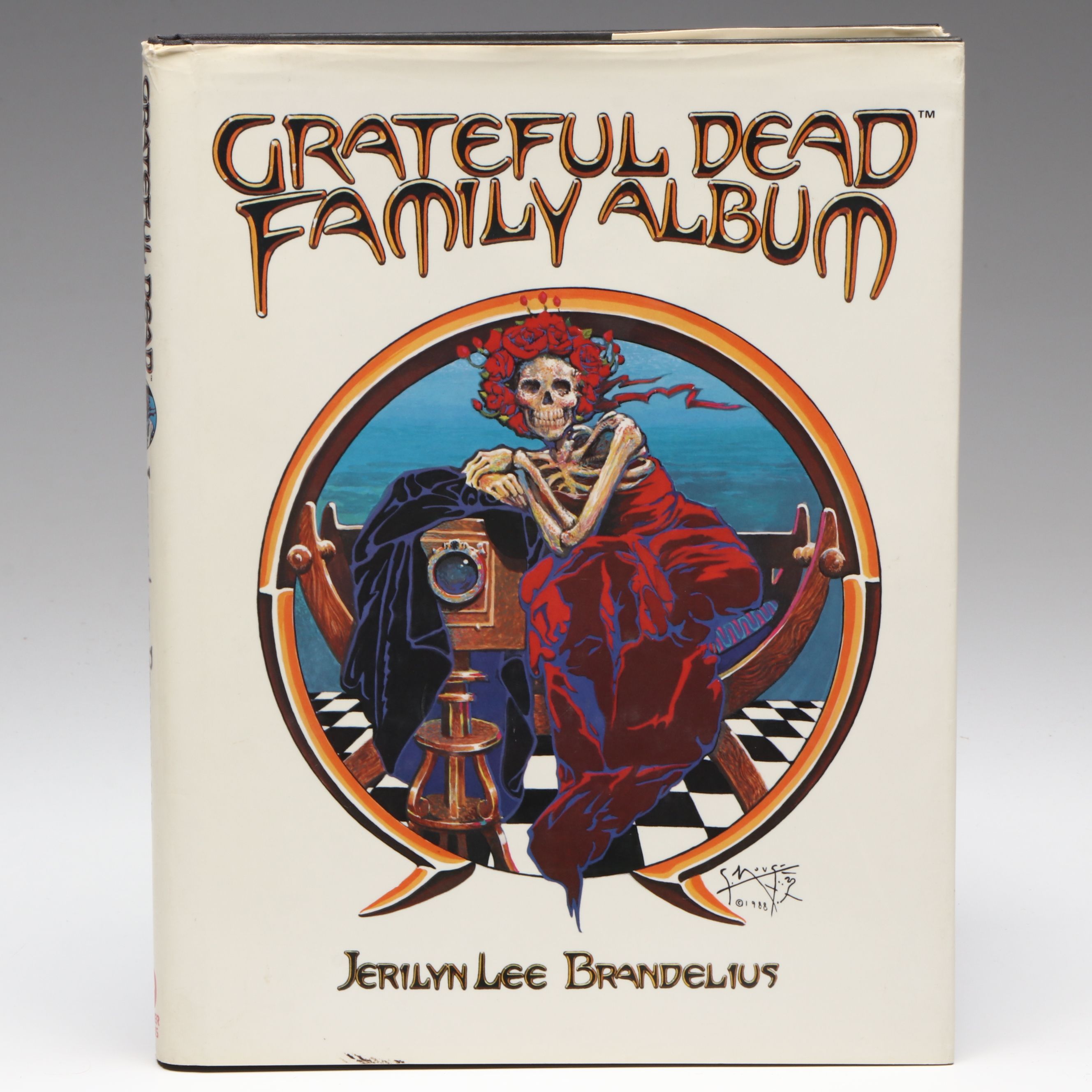 First Printing "Grateful Dead Family Album" by Jerilyn Lee Brandelius, 1989