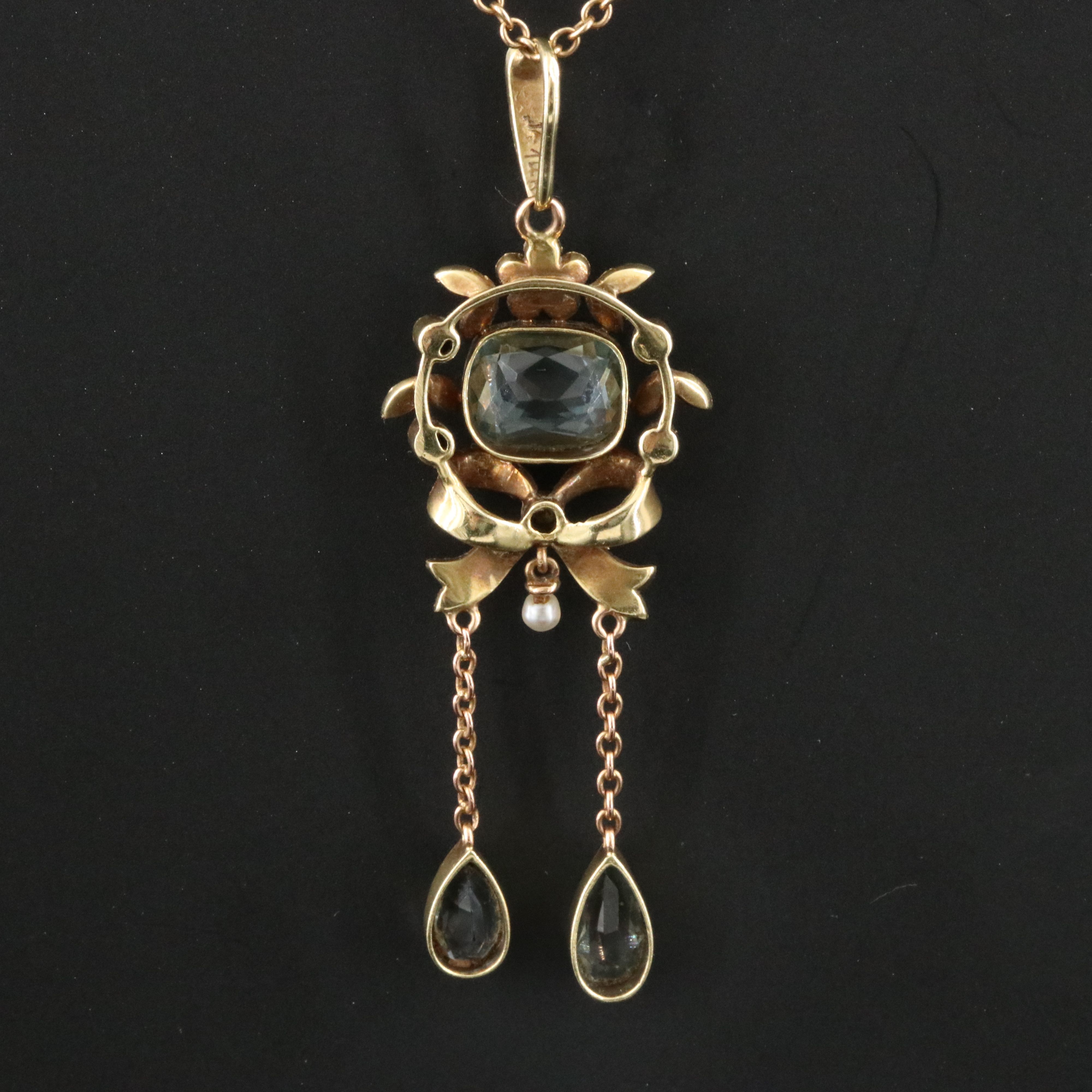 Aesthetic Period 14K Aquamarine and Pearl Négligée Pendant Necklace