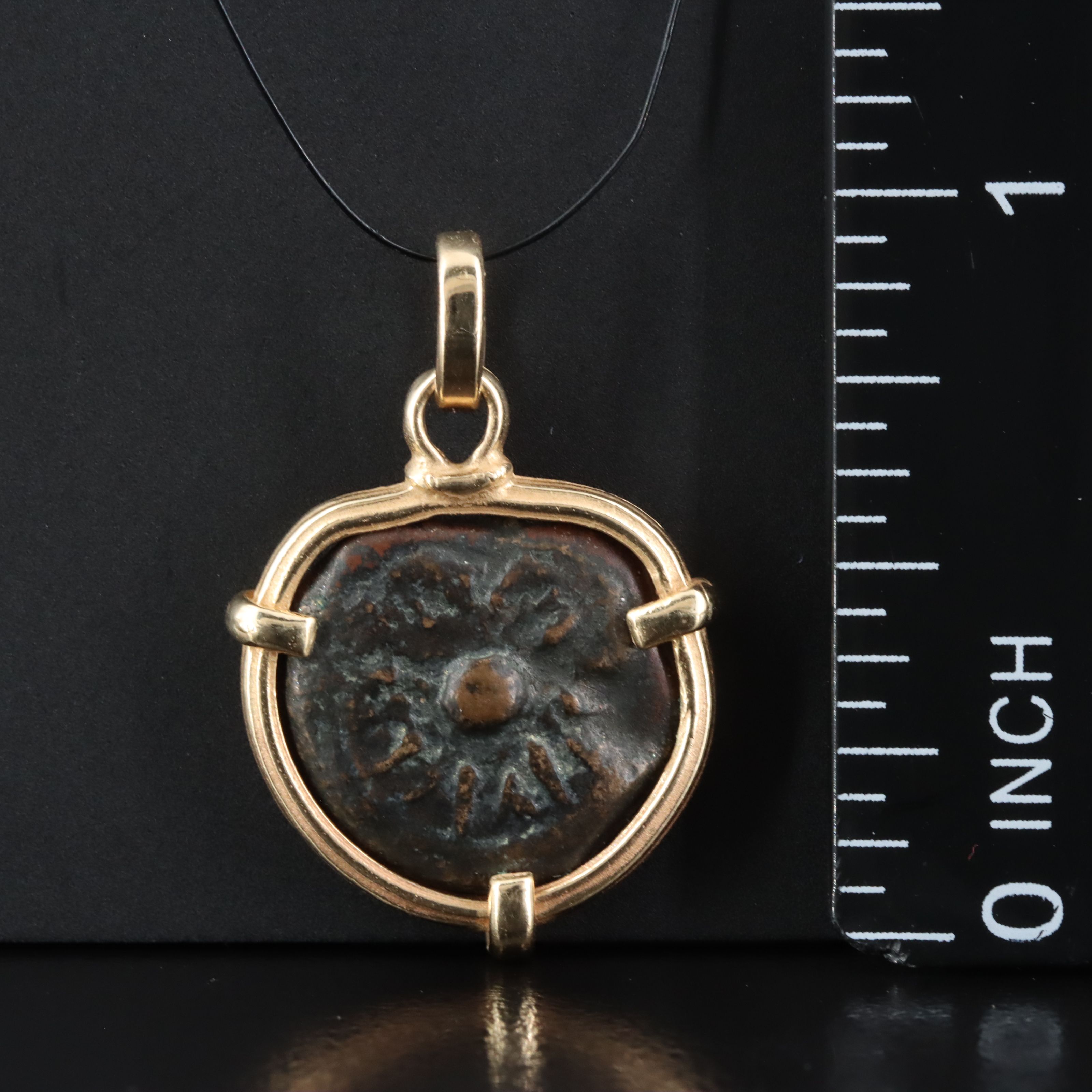 14K Pendant with Ancient Judaea Hasmoneans Æ Prutah Coin