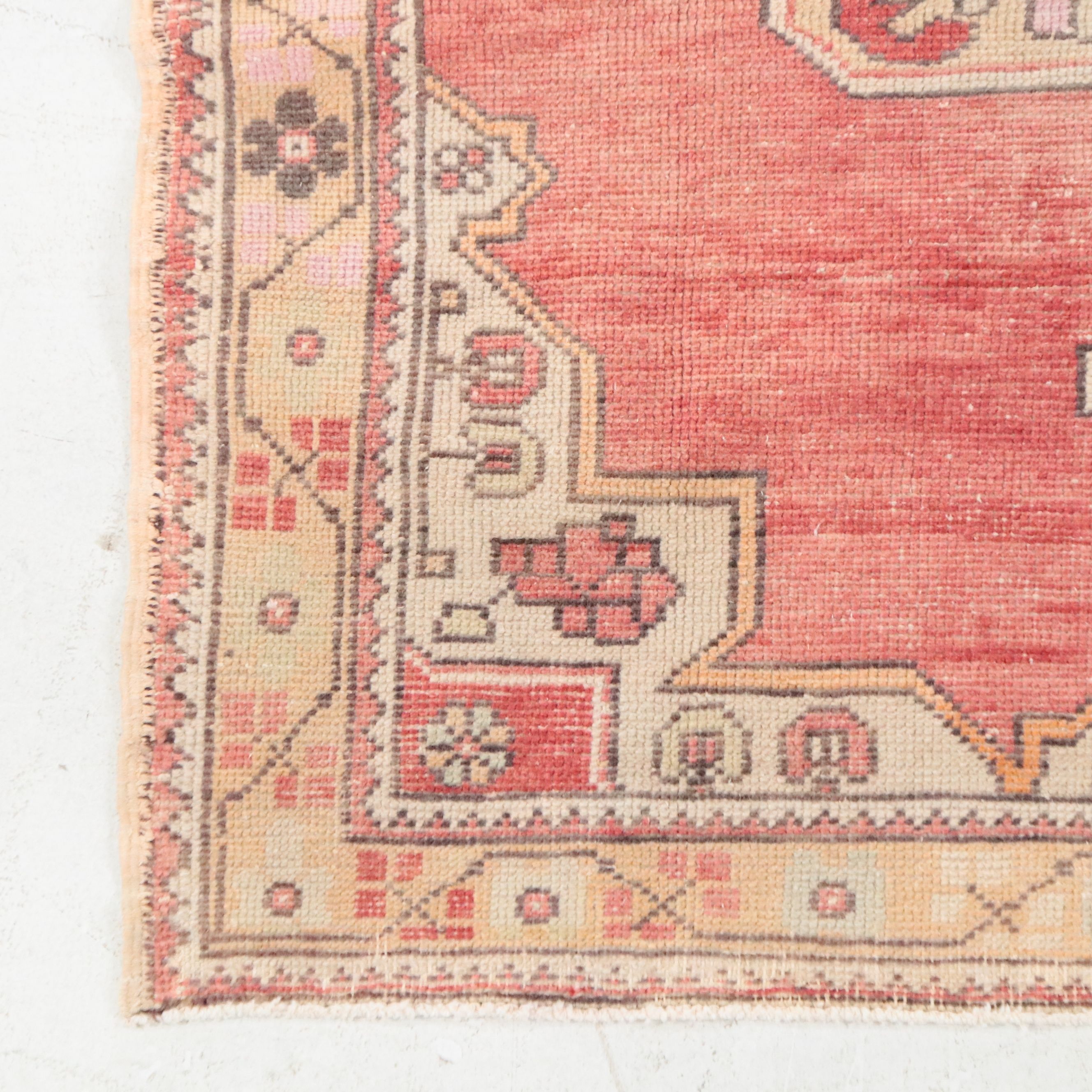 4'4 x 8' Hand-Knotted Turkish Bergama Area Rug