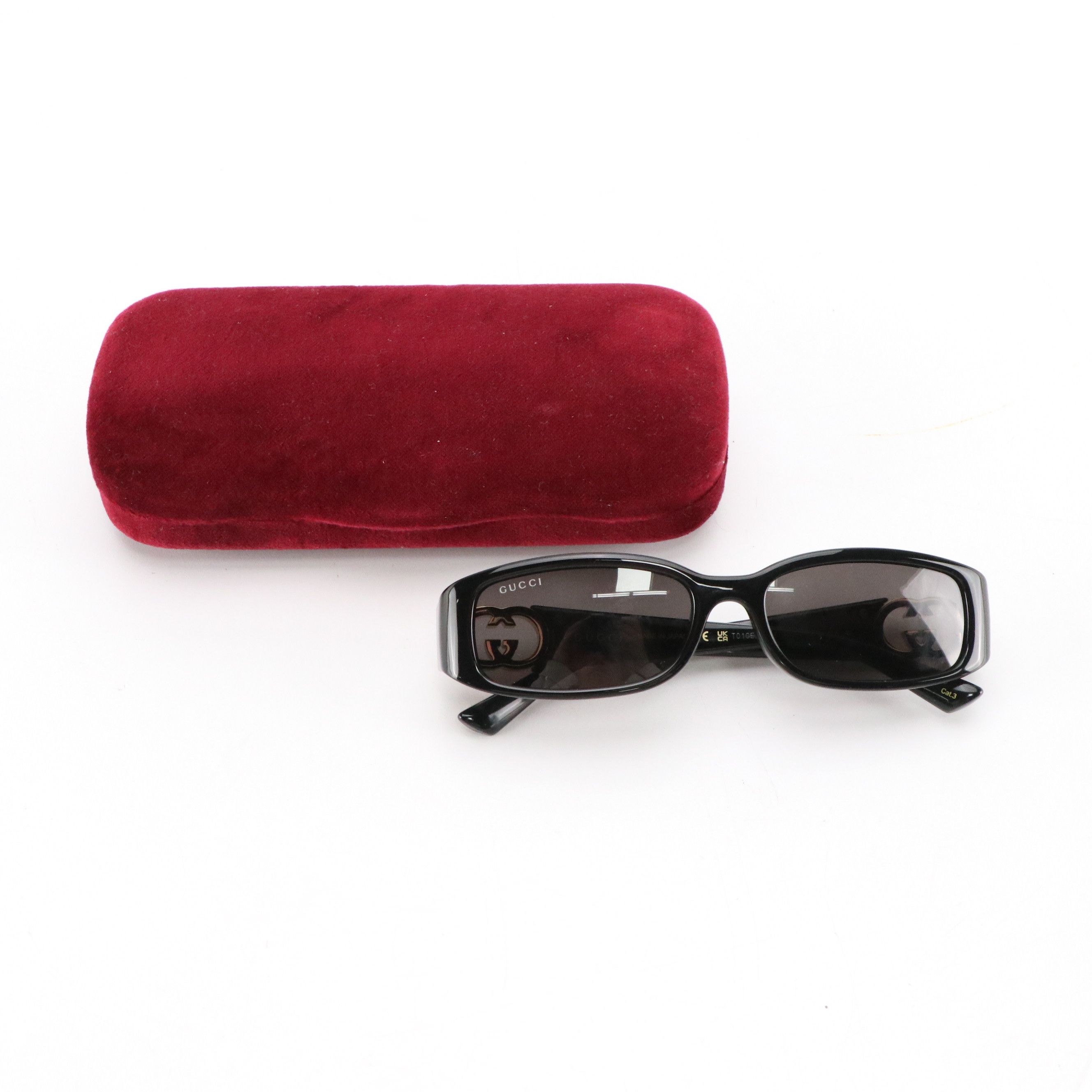 Gucci GG1661S 001 Black Rectangular Sunglasses in Case