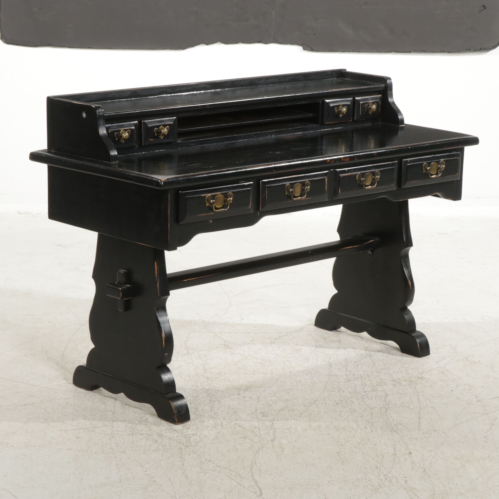 Link-Taylor Tavern Style Trestle Writing Desk