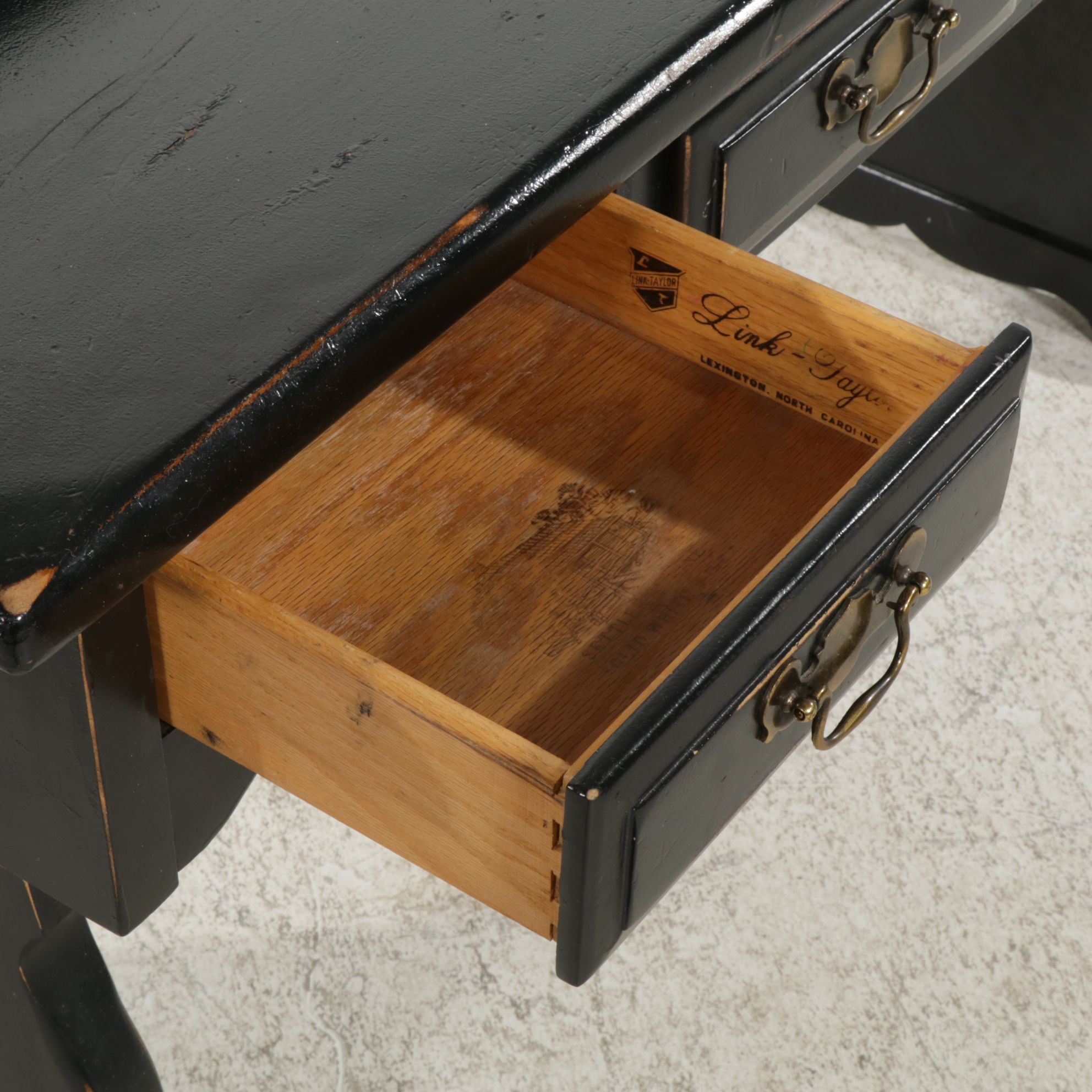 Link-Taylor Tavern Style Trestle Writing Desk