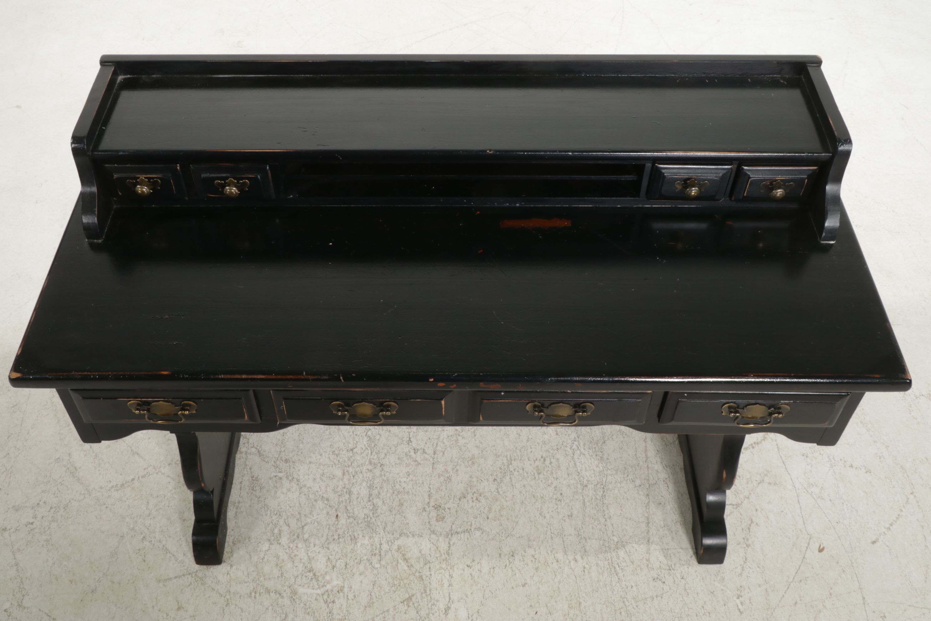 Link-Taylor Tavern Style Trestle Writing Desk