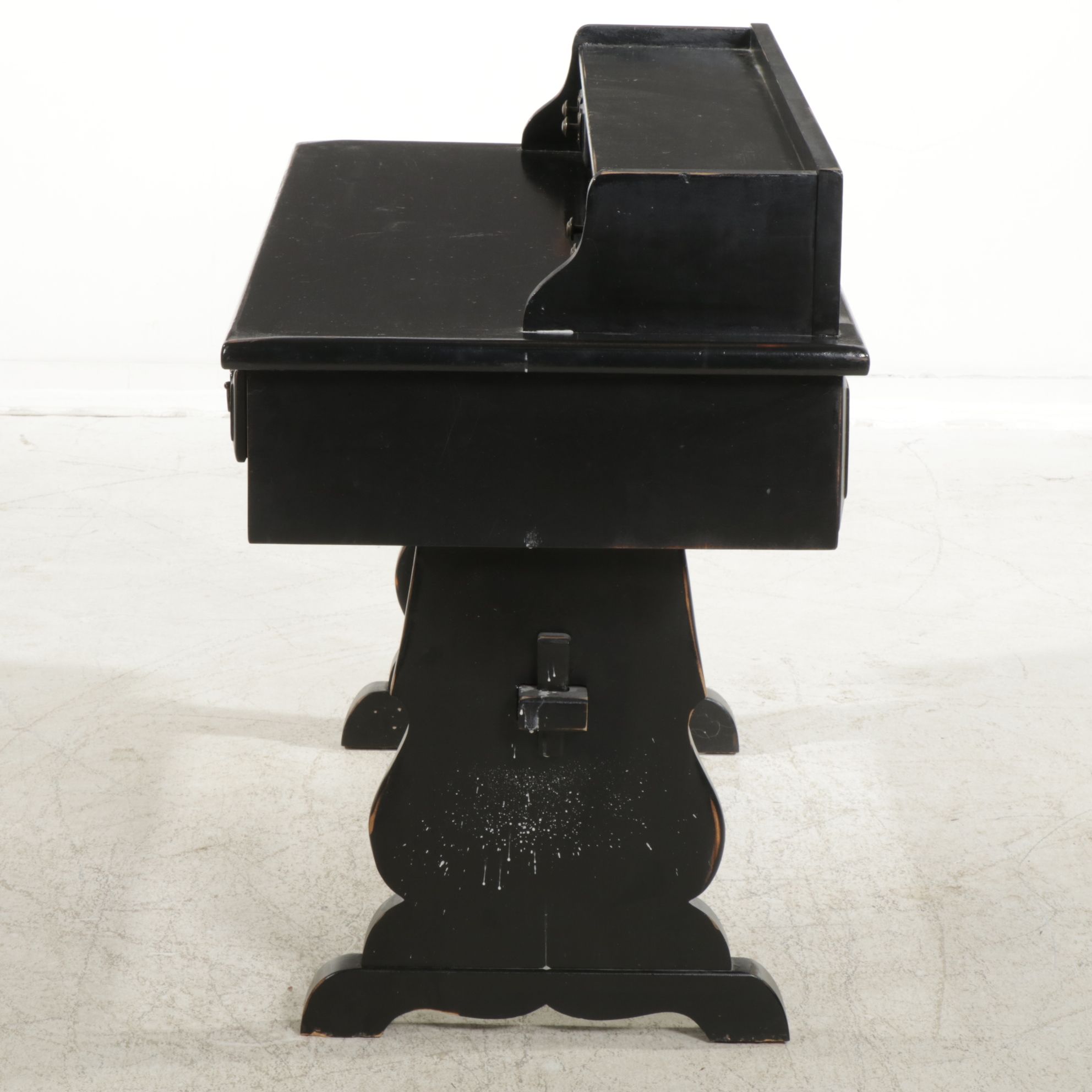 Link-Taylor Tavern Style Trestle Writing Desk