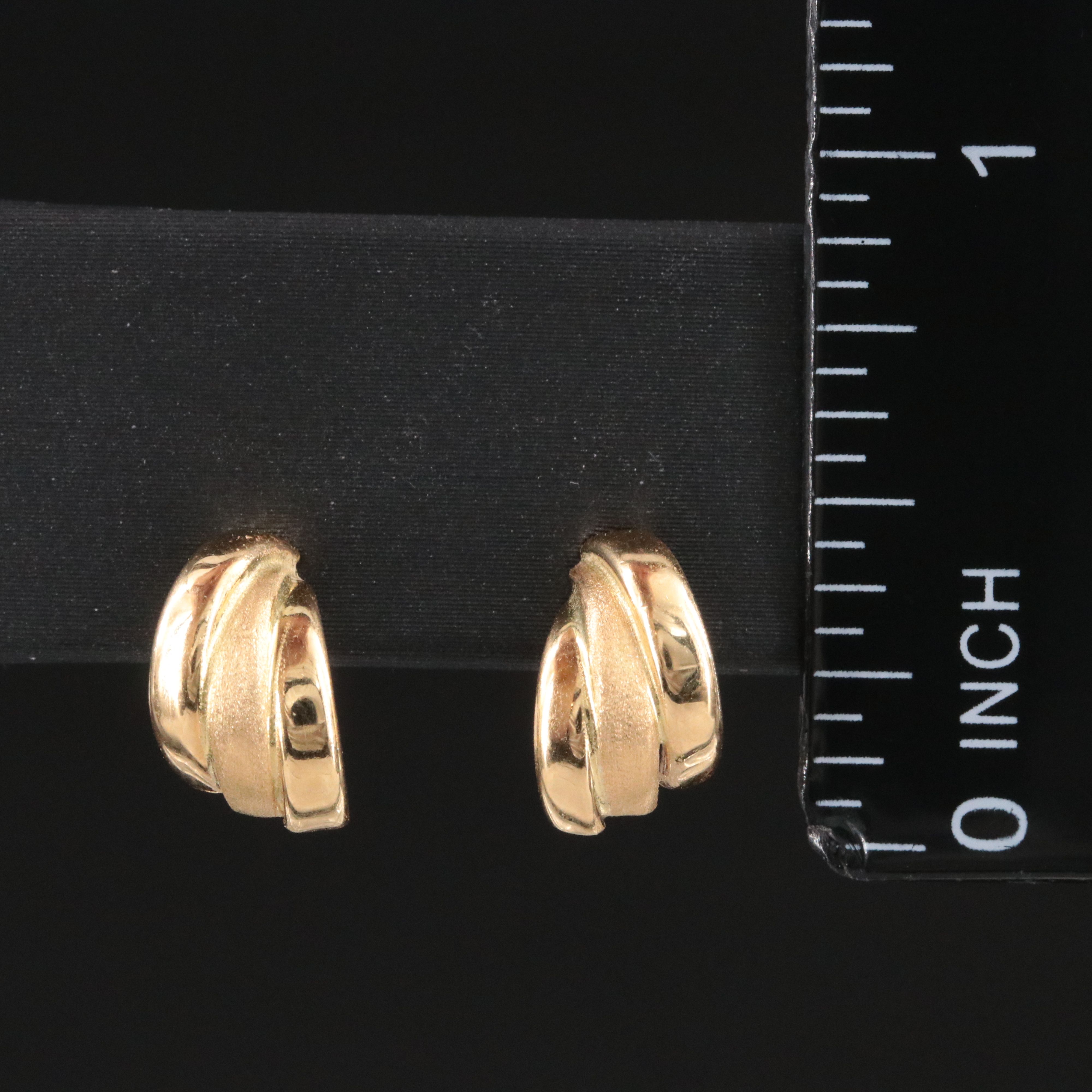 18K Fluted Earrings