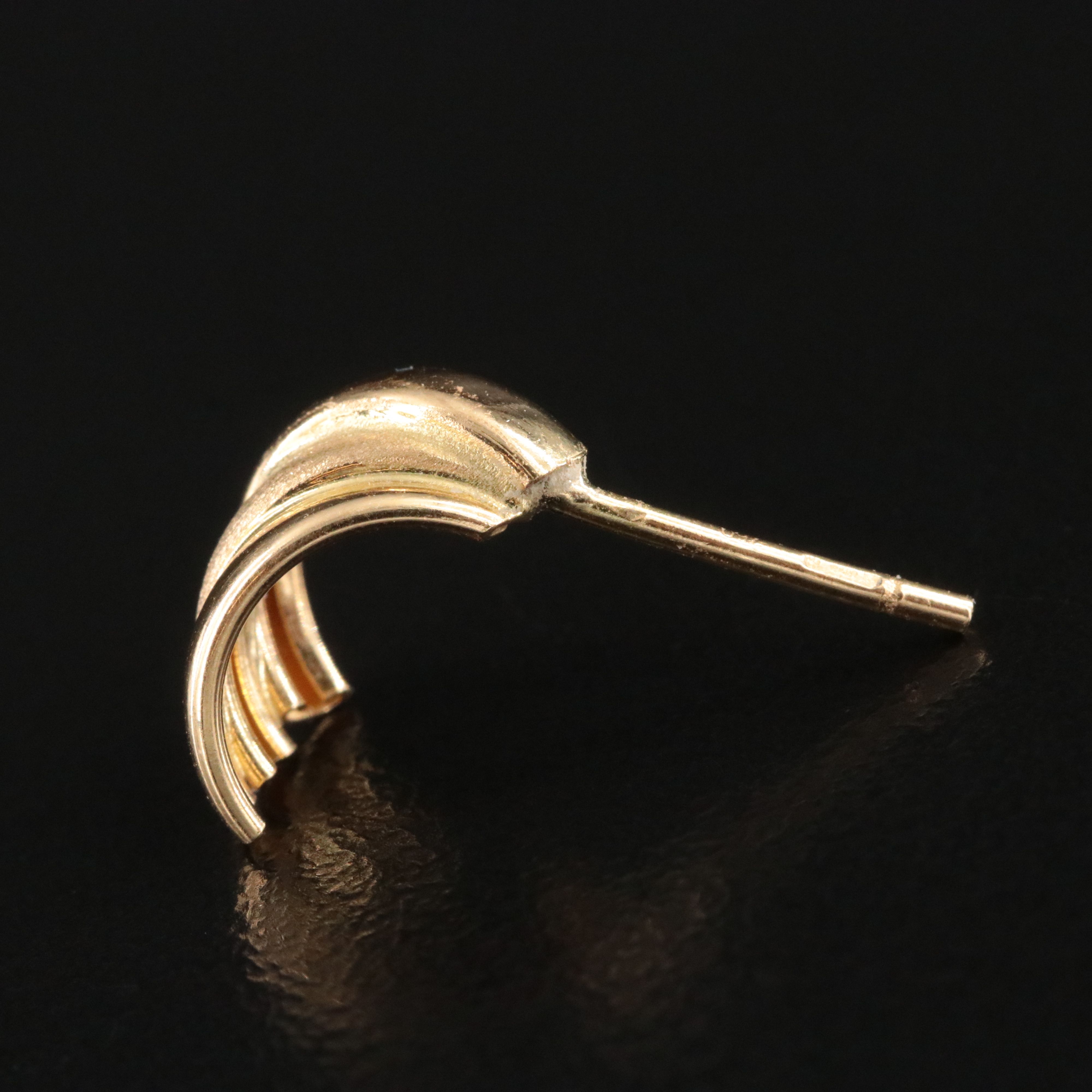 18K Fluted Earrings