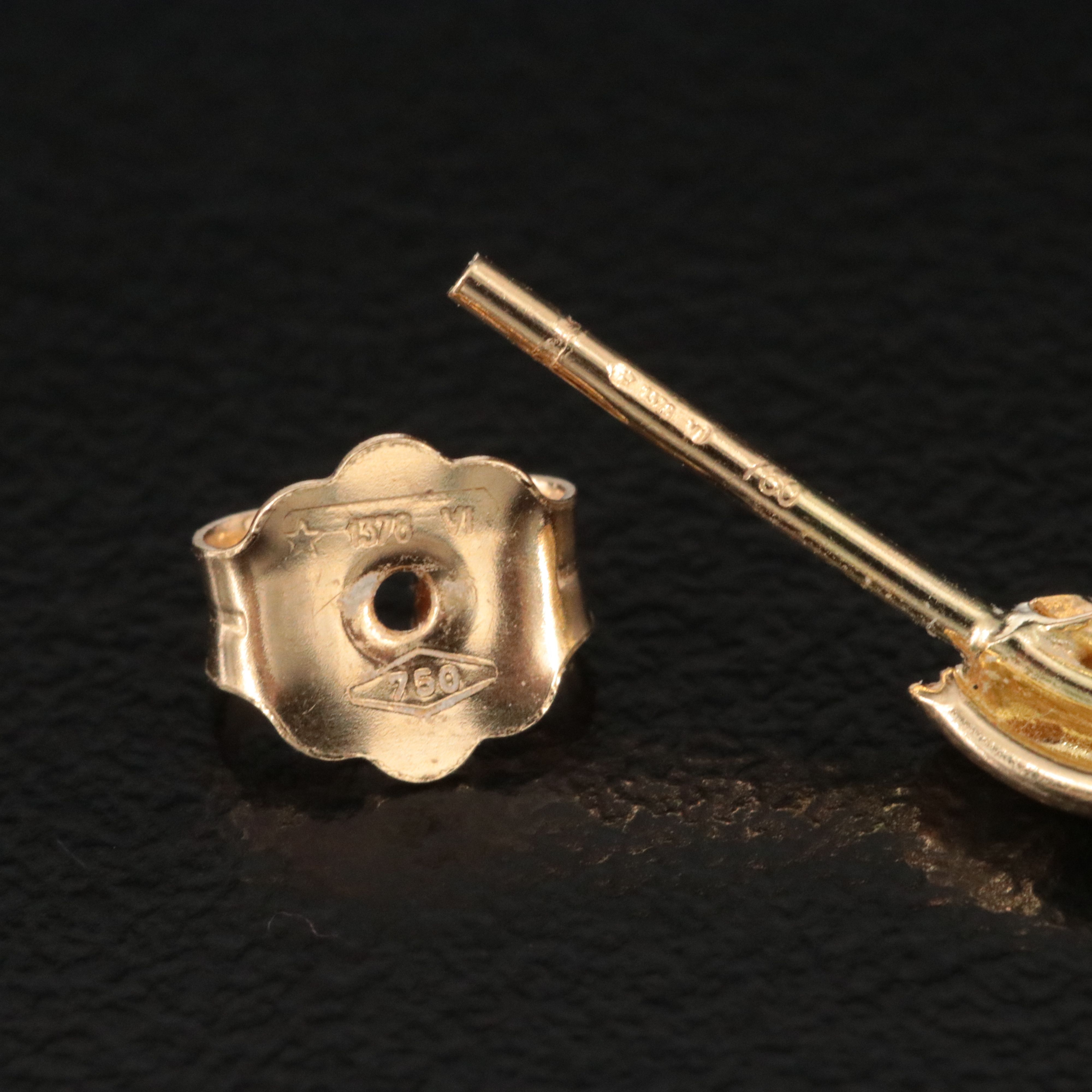 18K Fluted Earrings