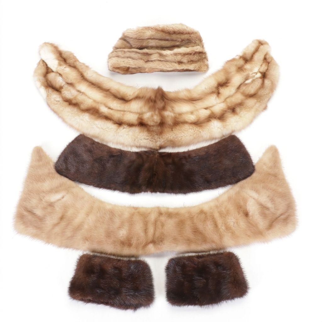 Juan de Cirota Mink Fur Pelt Collar, Mink Fur Cuffs & Collars with Faux Fur Hat