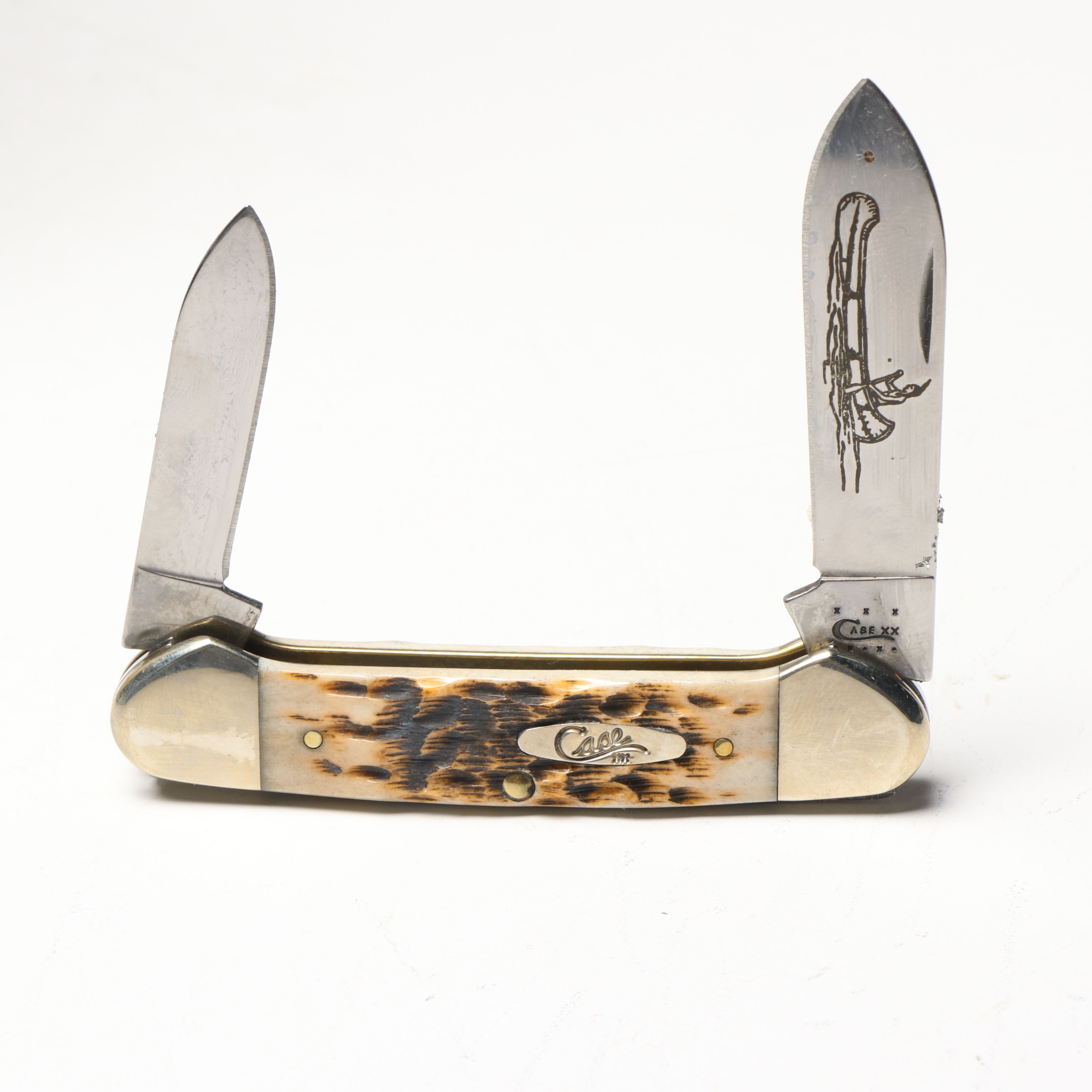 Case Antler Folding Knives with Metal Display