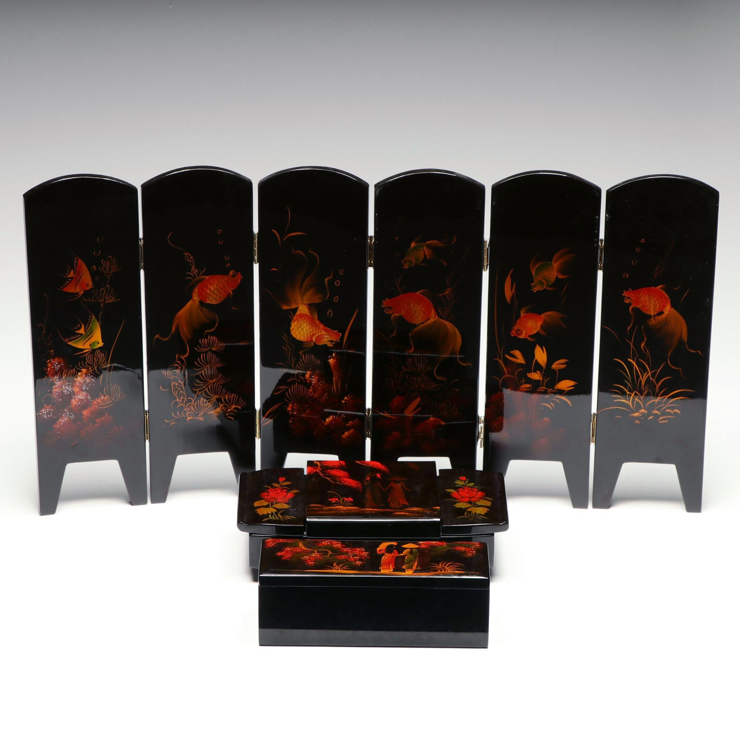 Vietnamese Abalone Inlaid Lacquer Folding Screen with Storage and Jewelry Box