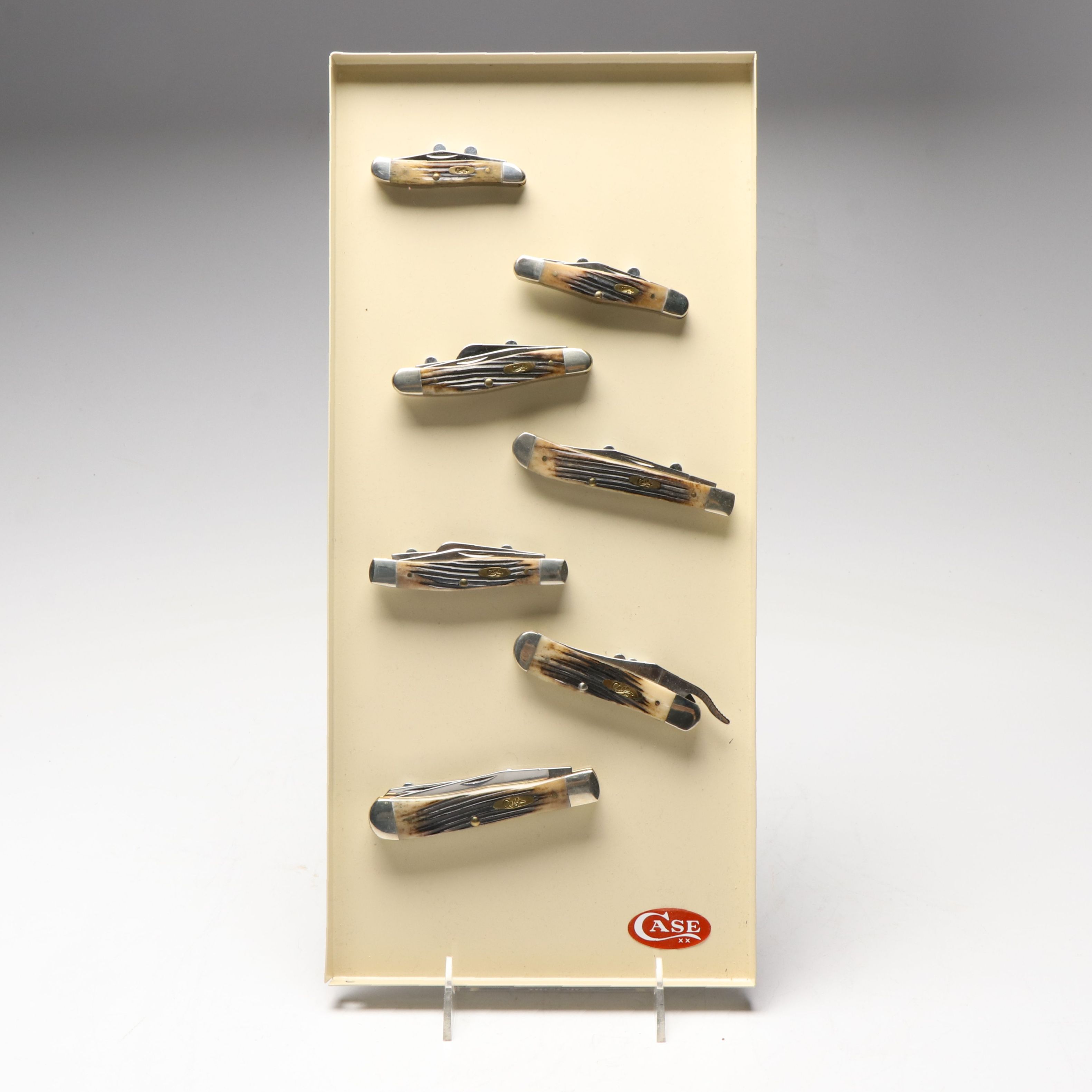 Case Antler Folding Knives with Metal Display