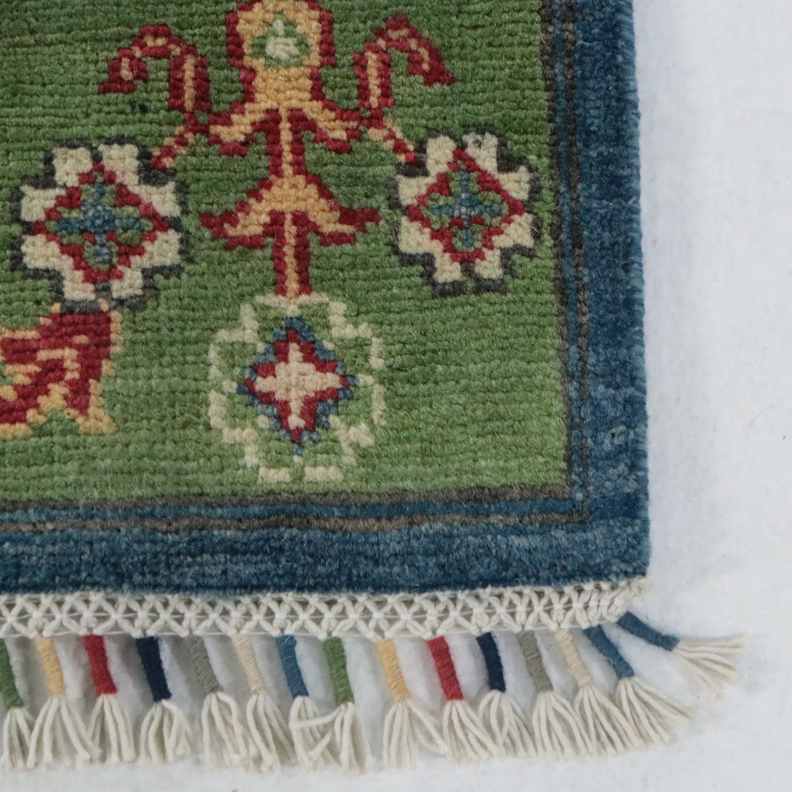 3'2 x 4'11 Hand-Knotted Indian Pictorial Accent Rug