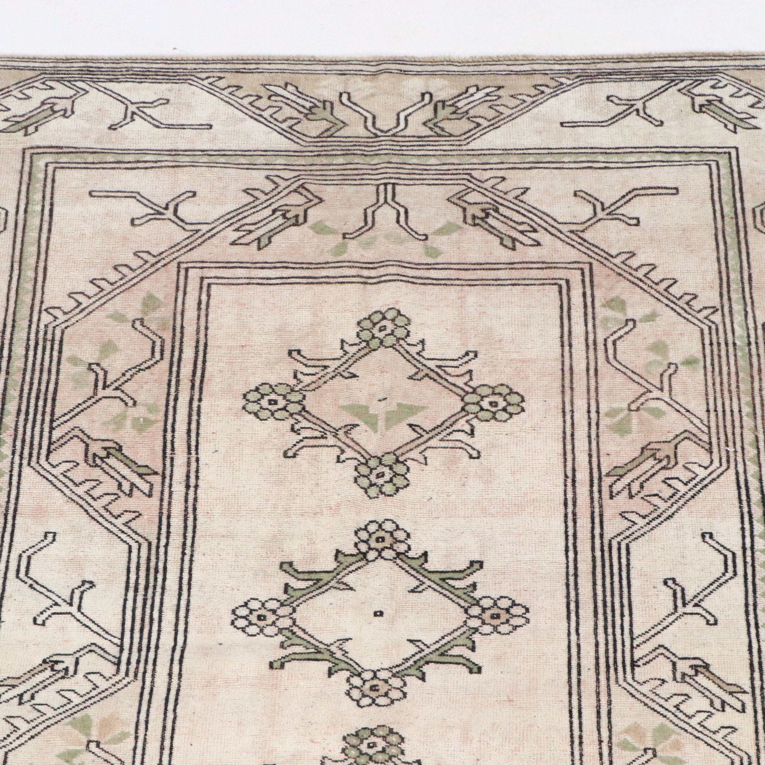 5'6 x 8'11 Hand-Knotted Turkish Milas Area Rug