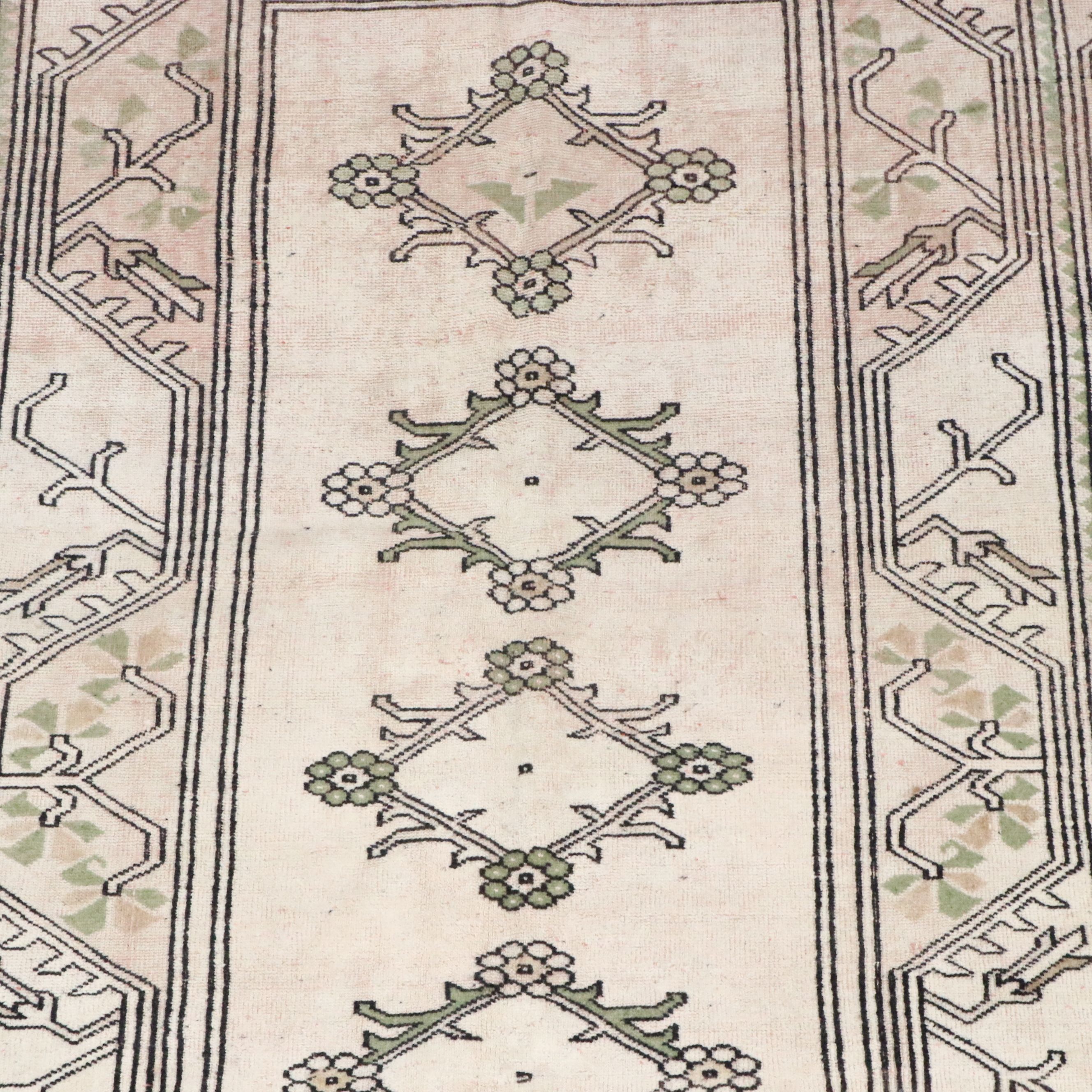 5'6 x 8'11 Hand-Knotted Turkish Milas Area Rug
