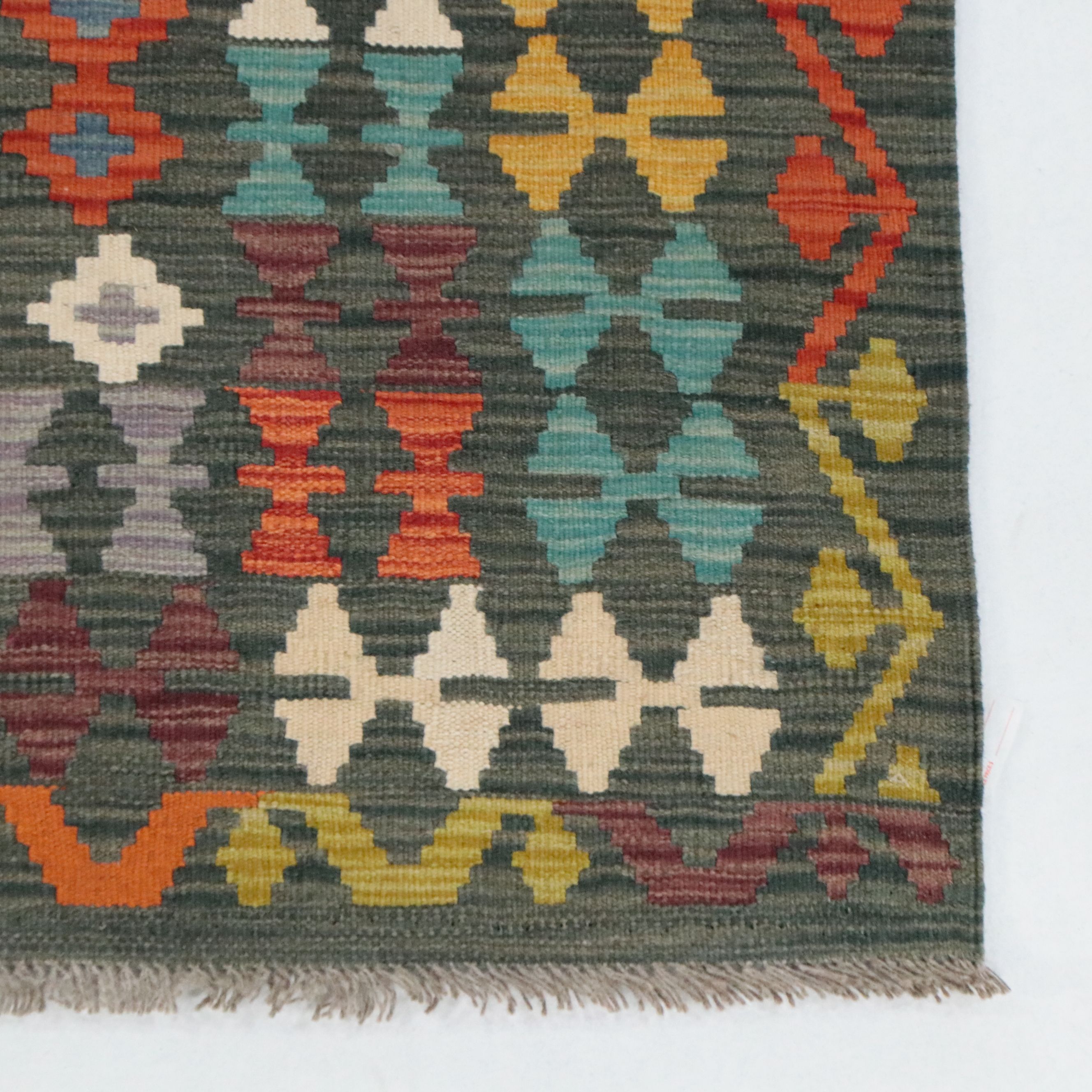 6'9 x 10'1 Handwoven Pakistani Kilim Area Rug