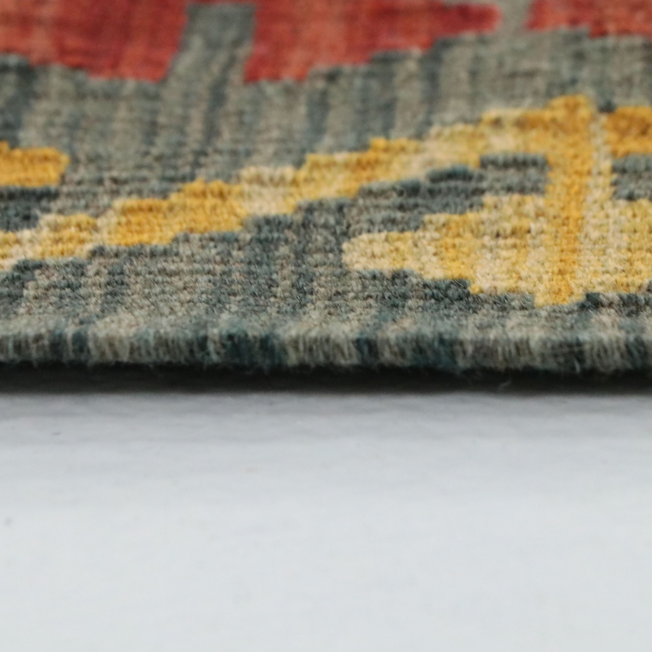6'9 x 10'1 Handwoven Pakistani Kilim Area Rug