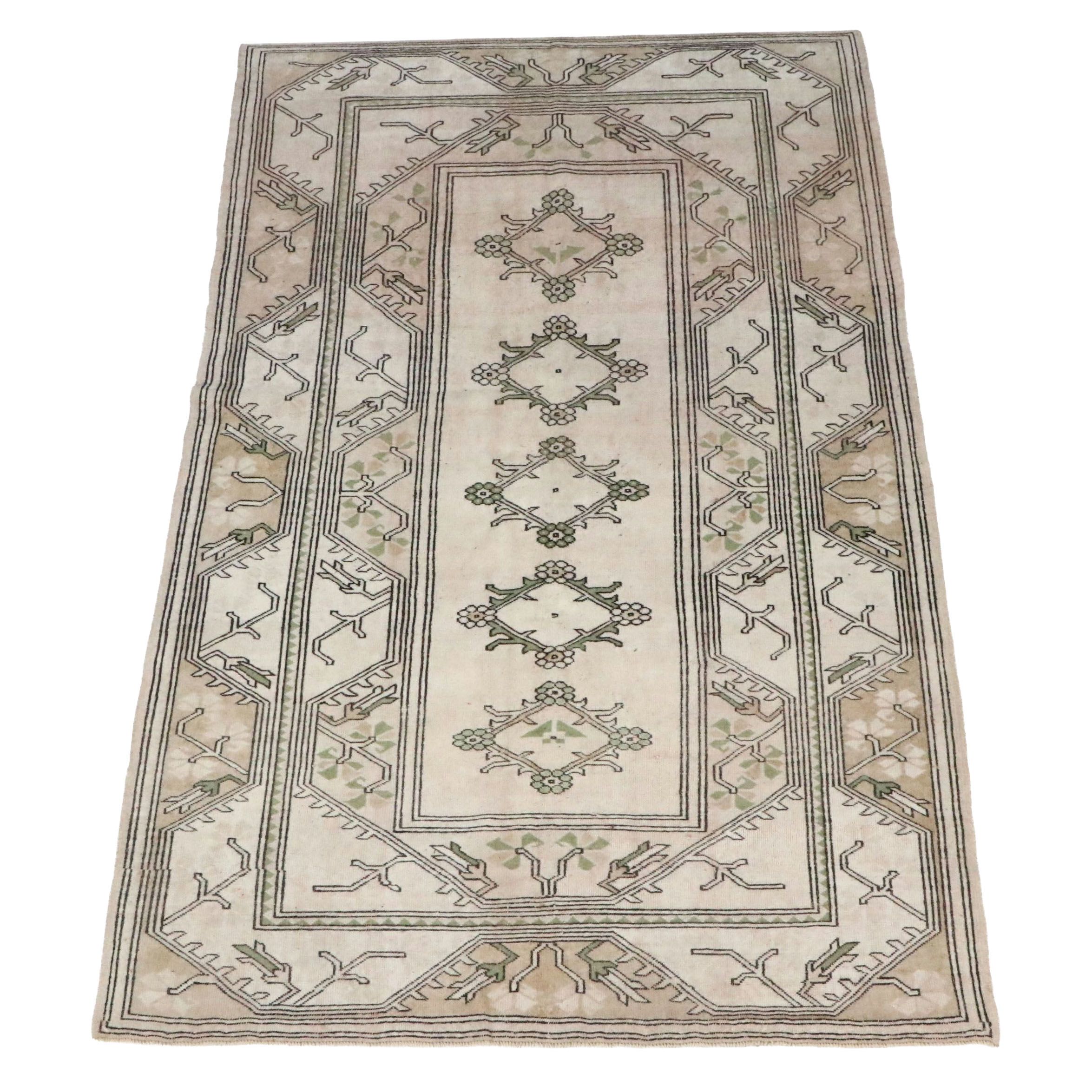 5'6 x 8'11 Hand-Knotted Turkish Milas Area Rug