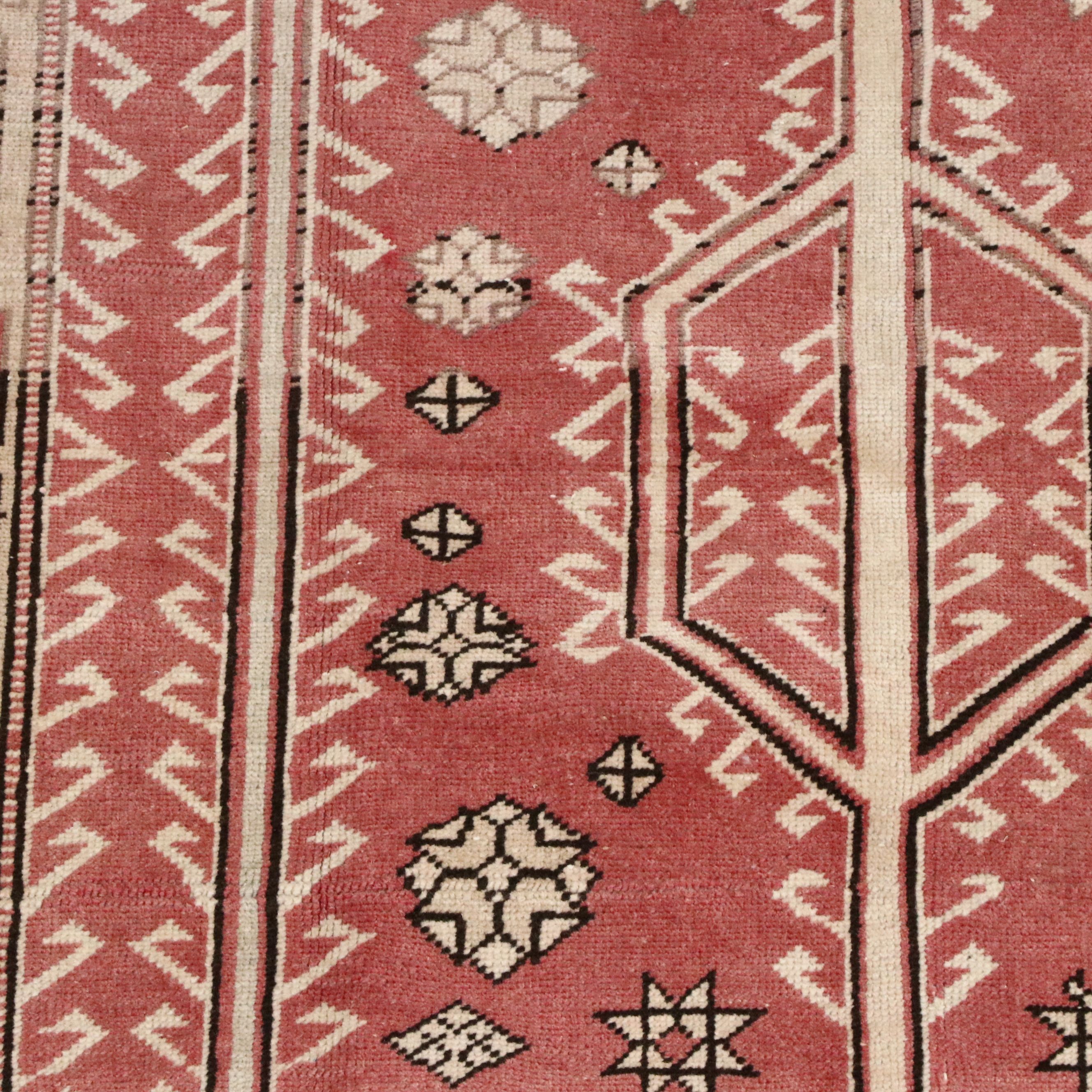 5' x 7'8 Hand-Knotted Turkish Milas Area Rug