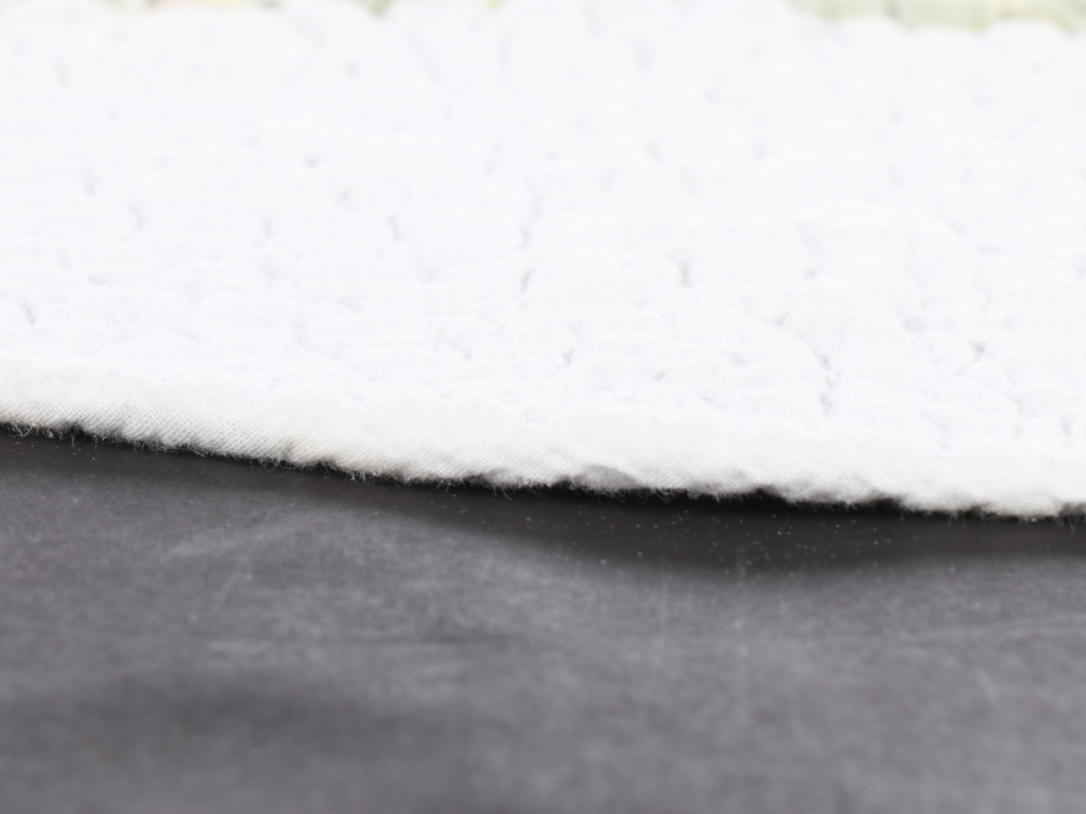 Scalloped Edge Pieced Quilt