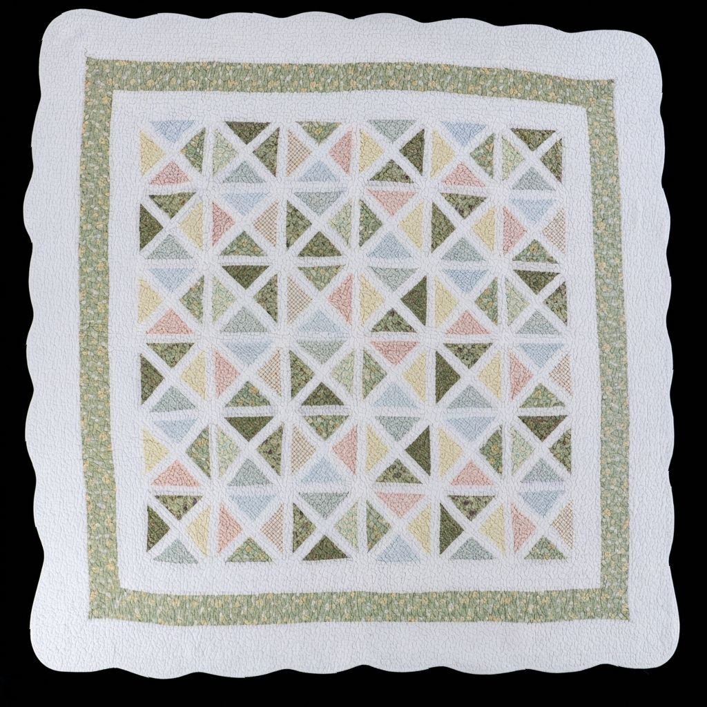 Scalloped Edge Pieced Quilt