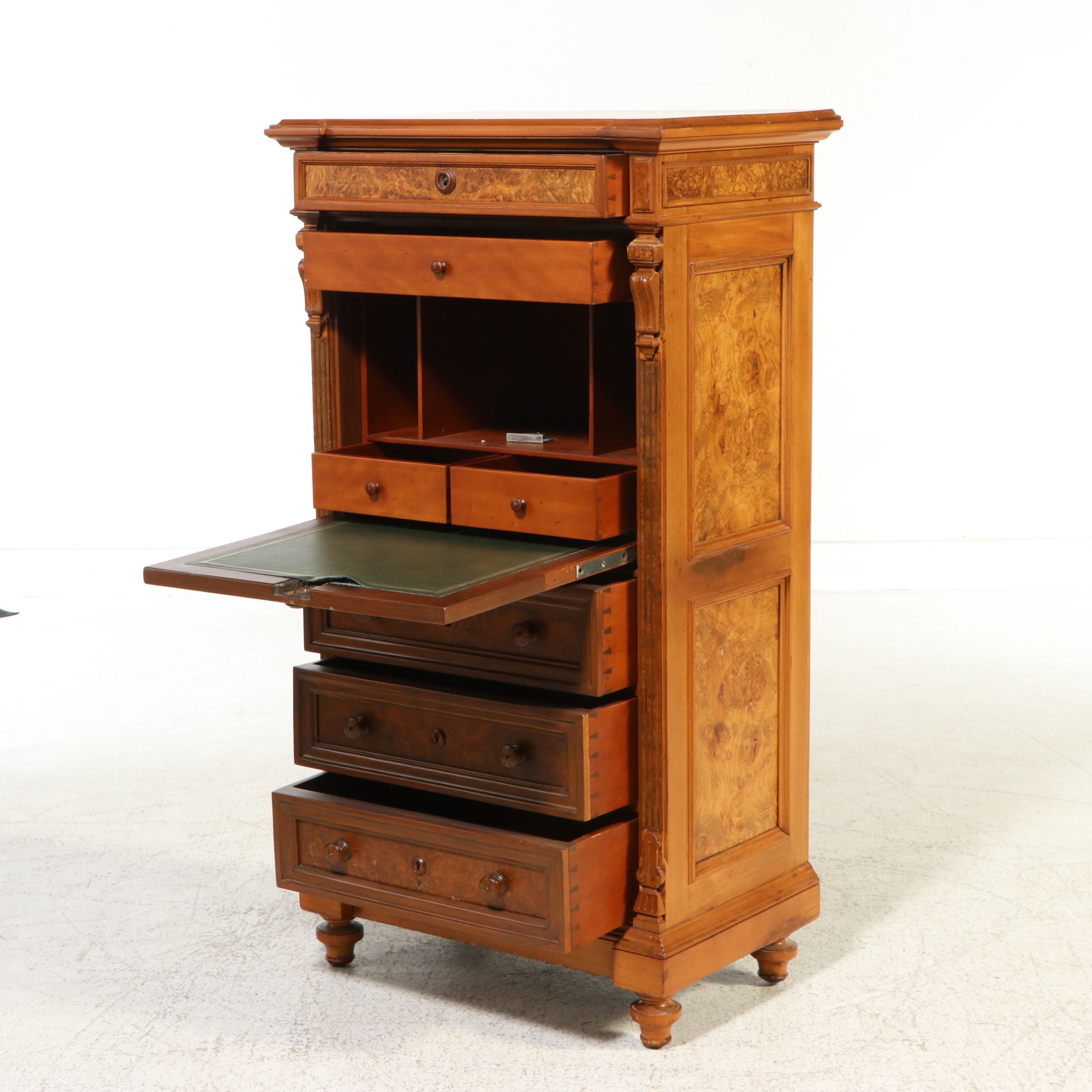Victorian Renaissance Revival Burl Walnut Secrétaire à Abattant, Mid–Late 19th C