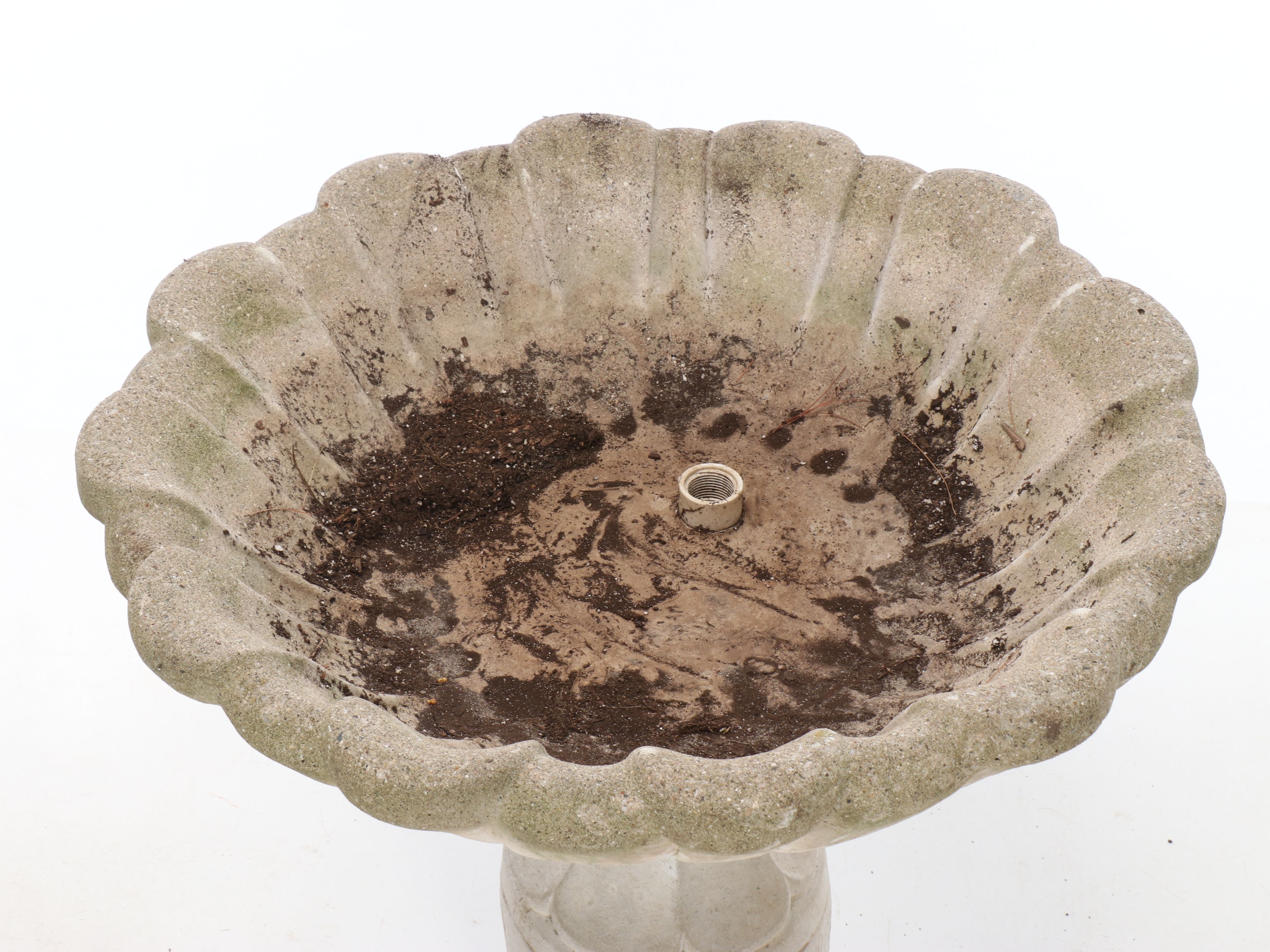 Fluted Cast Concrete Pedestal Fountain