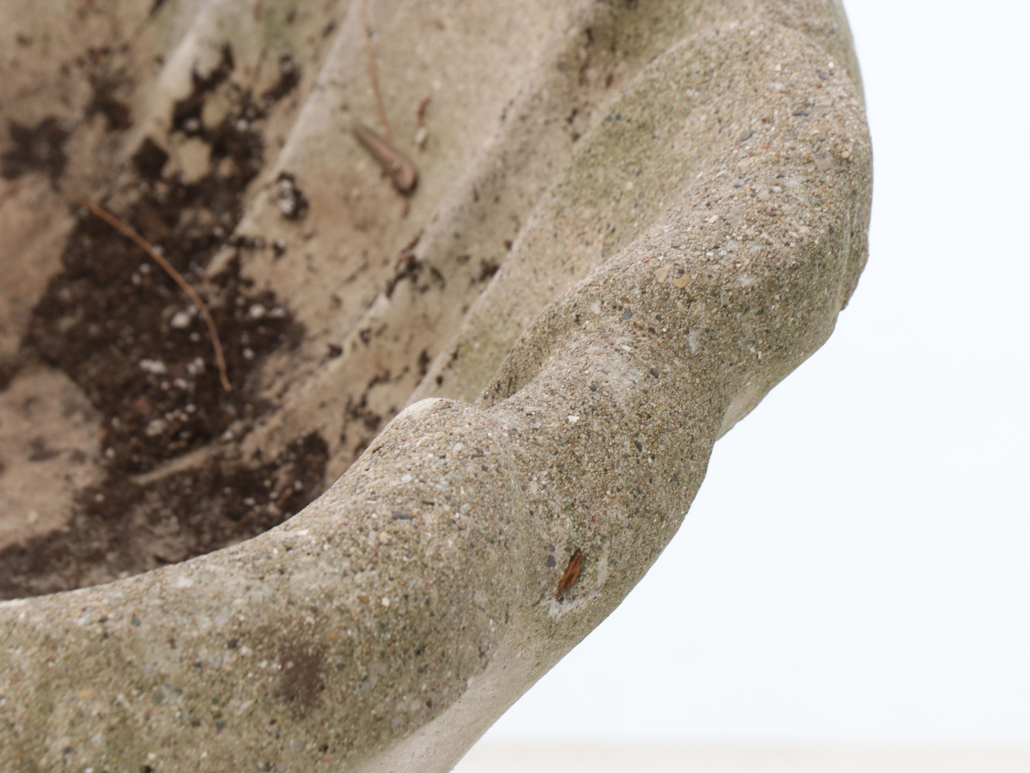 Fluted Cast Concrete Pedestal Fountain
