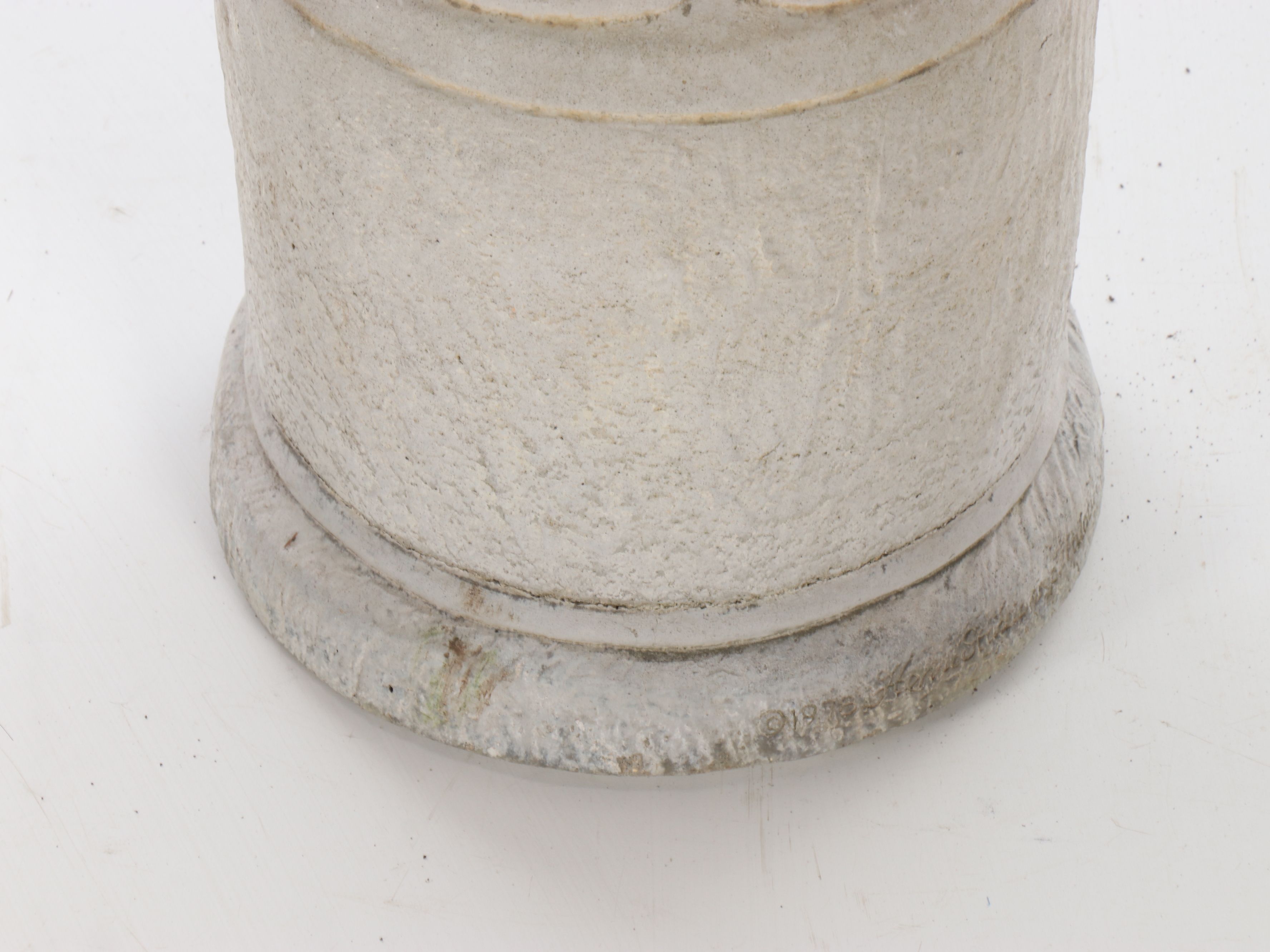 Fluted Cast Concrete Pedestal Fountain