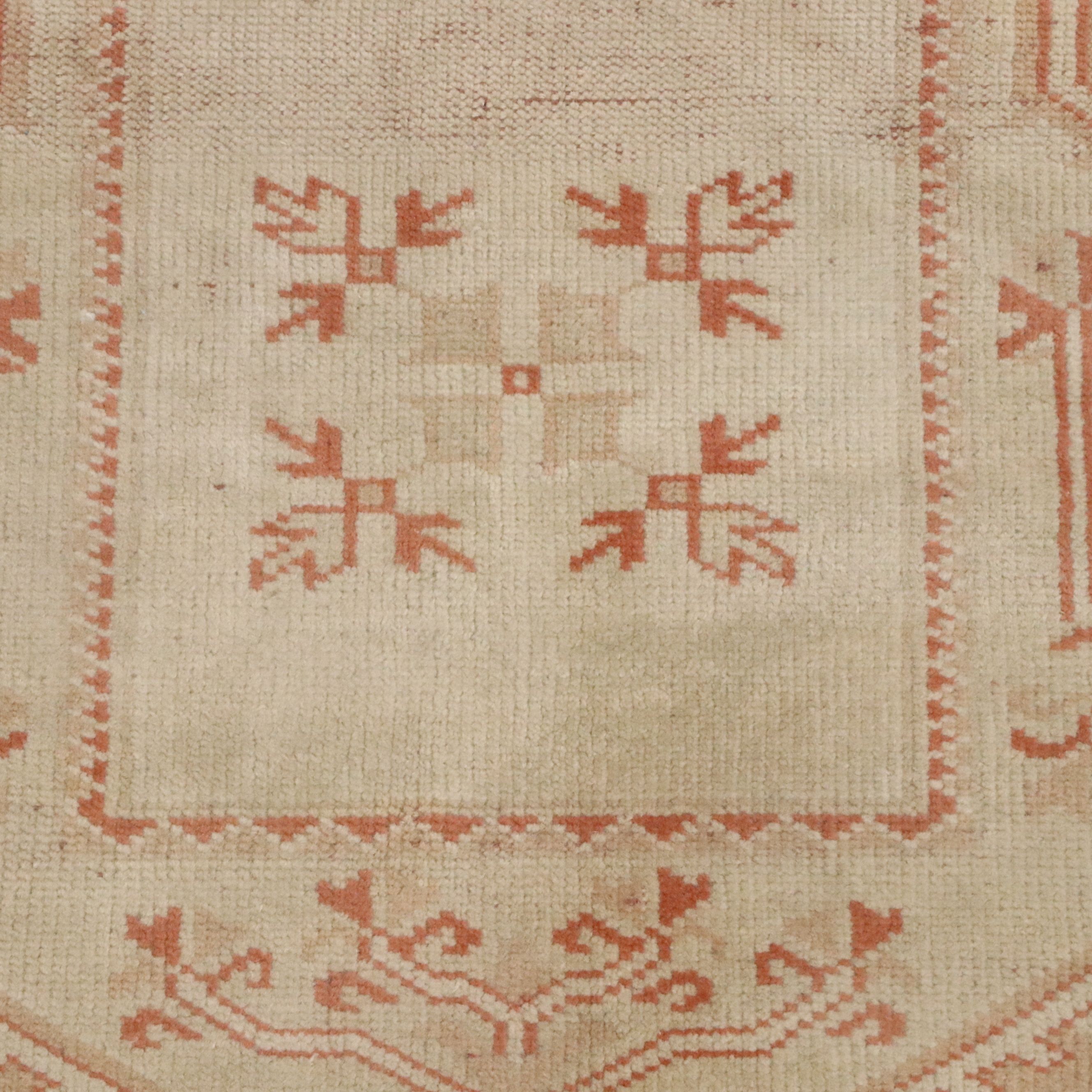 4'9 x 6' Hand-Knotted Turkish Milas Area Rug