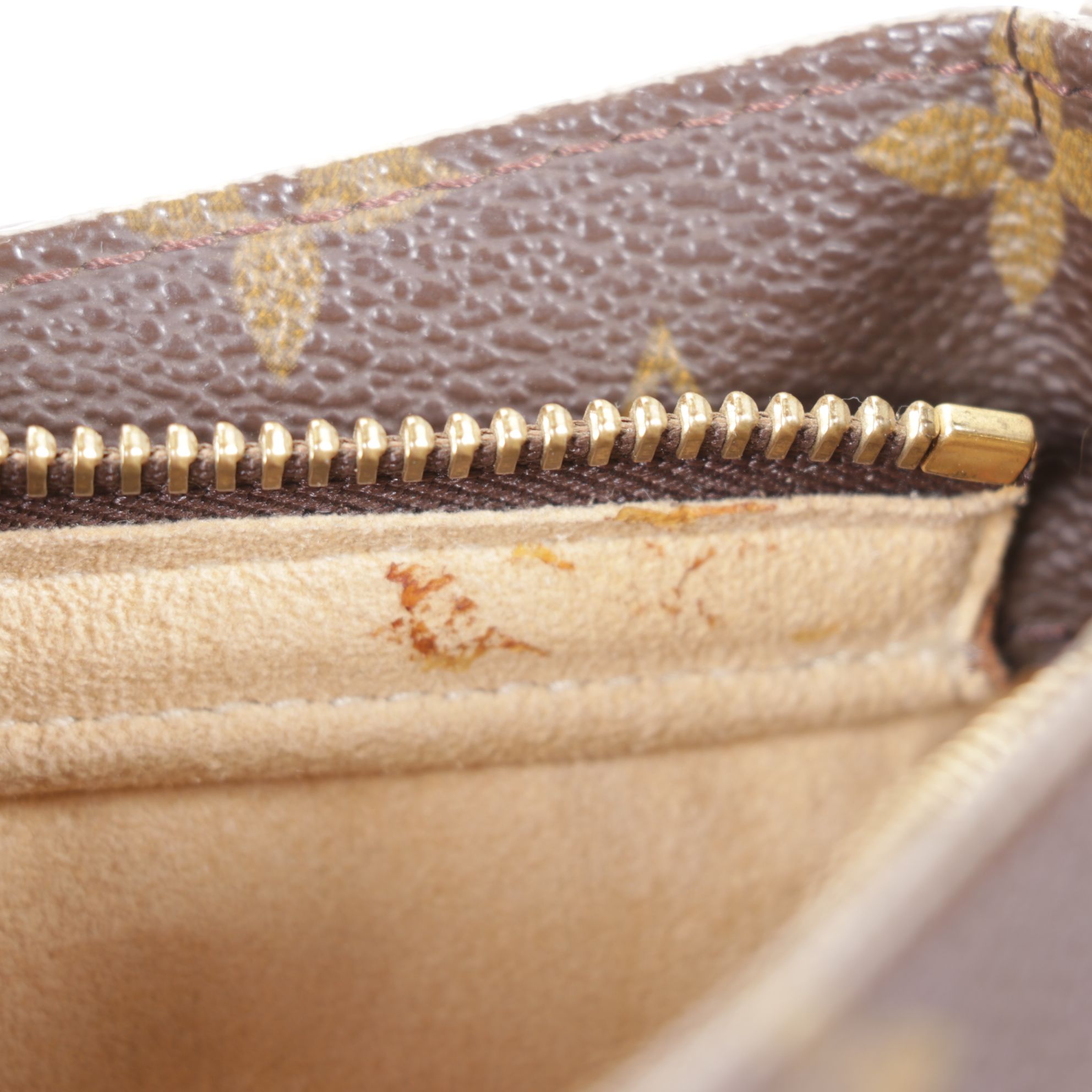 Louis Vuitton Monogram Looping GM Shoulder Bag in Monogram Canvas & Leather