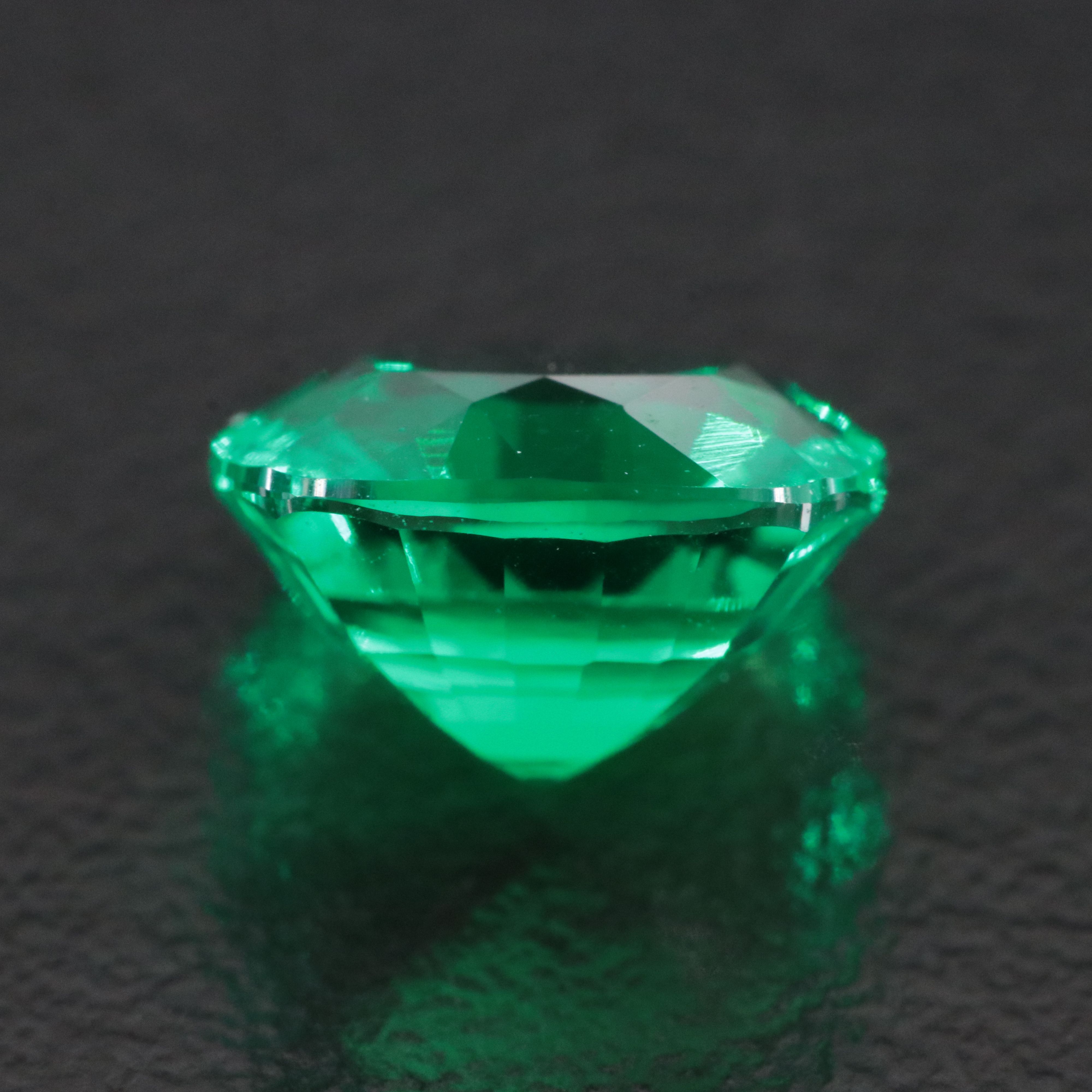 Loose 2.79 CT Lab Grown Emerald