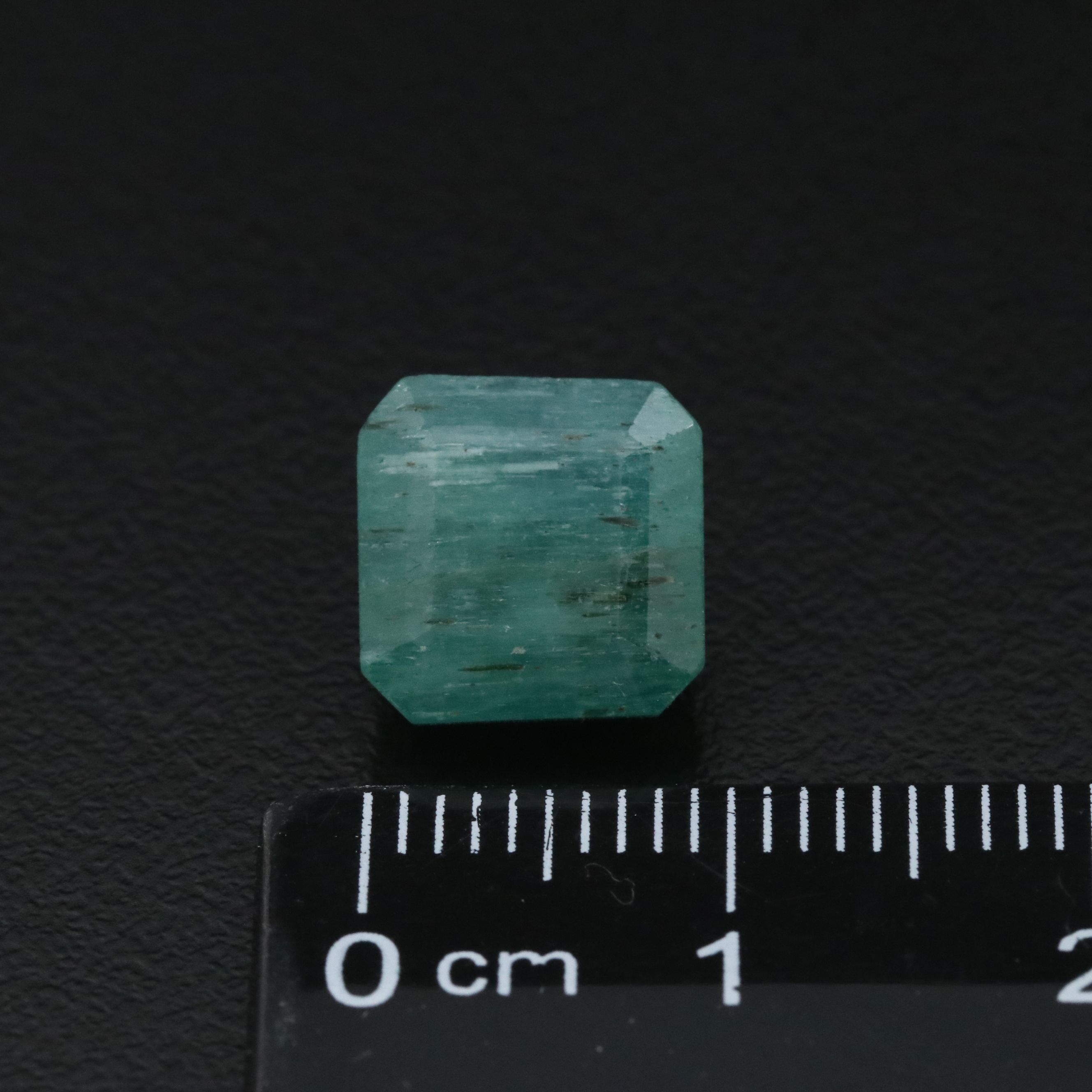 Loose 4.87 CT Emerald