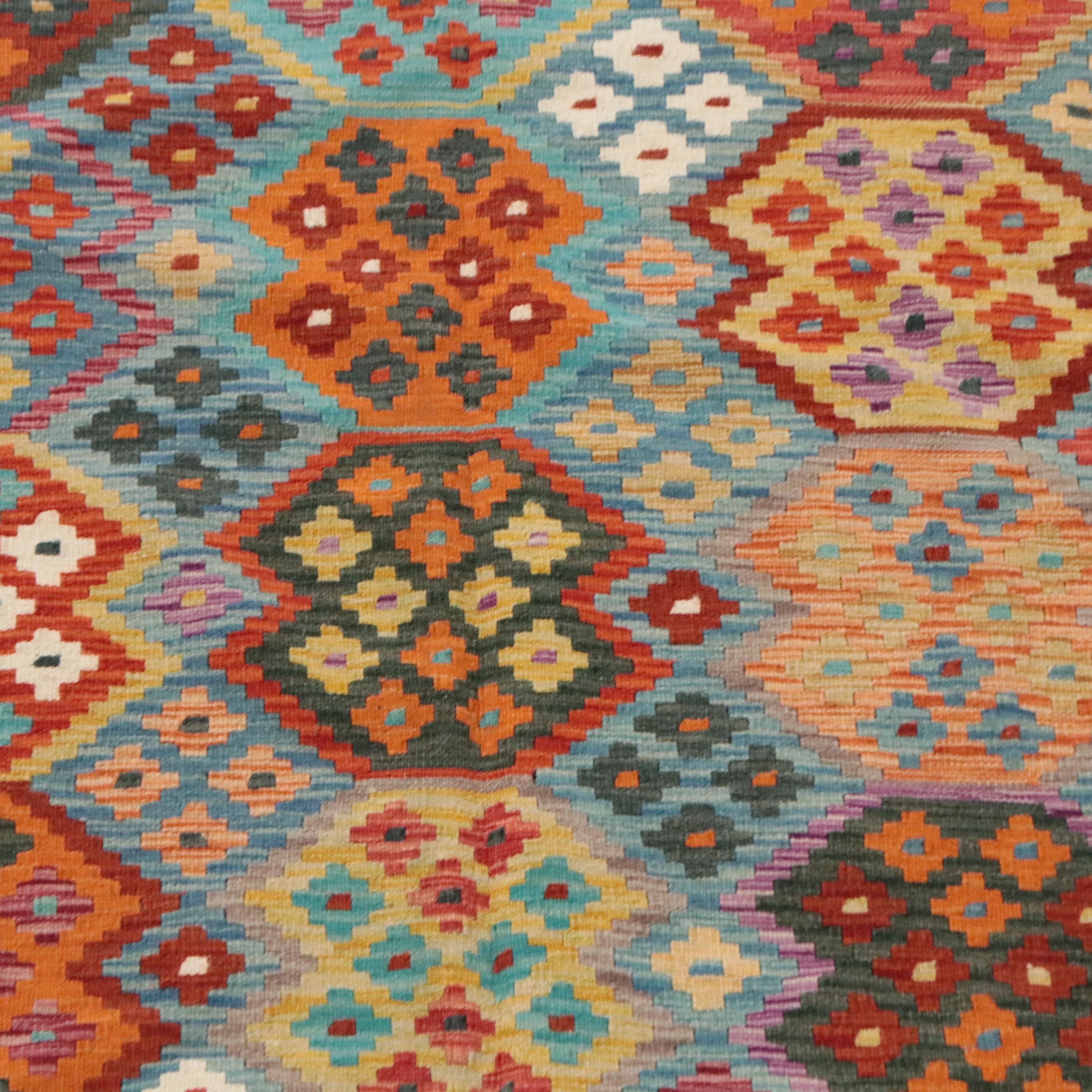 8'5 x 12'3 Hand-Knotted Pakistani Kilim Room-Sized Rug