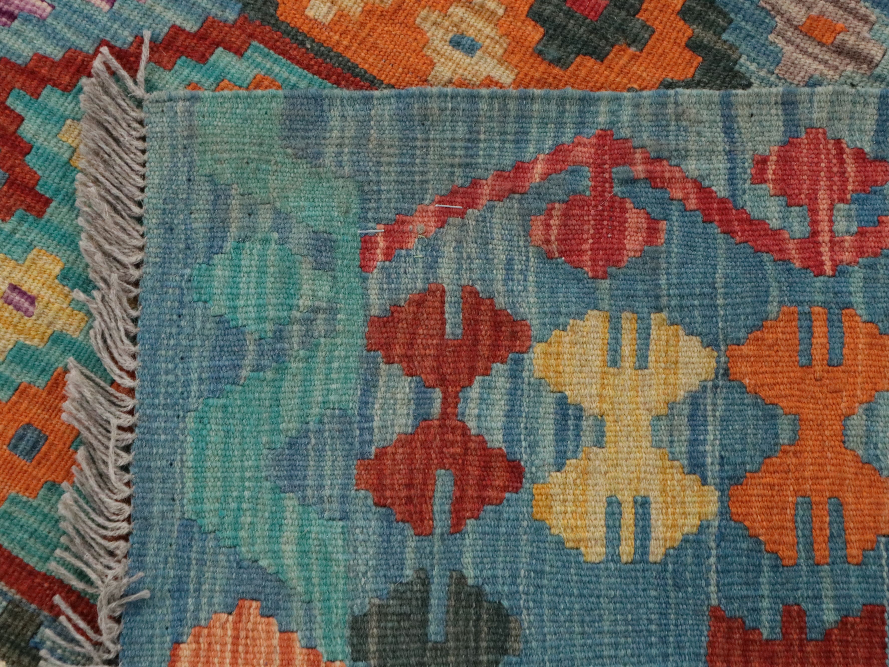 8'5 x 12'3 Hand-Knotted Pakistani Kilim Room-Sized Rug
