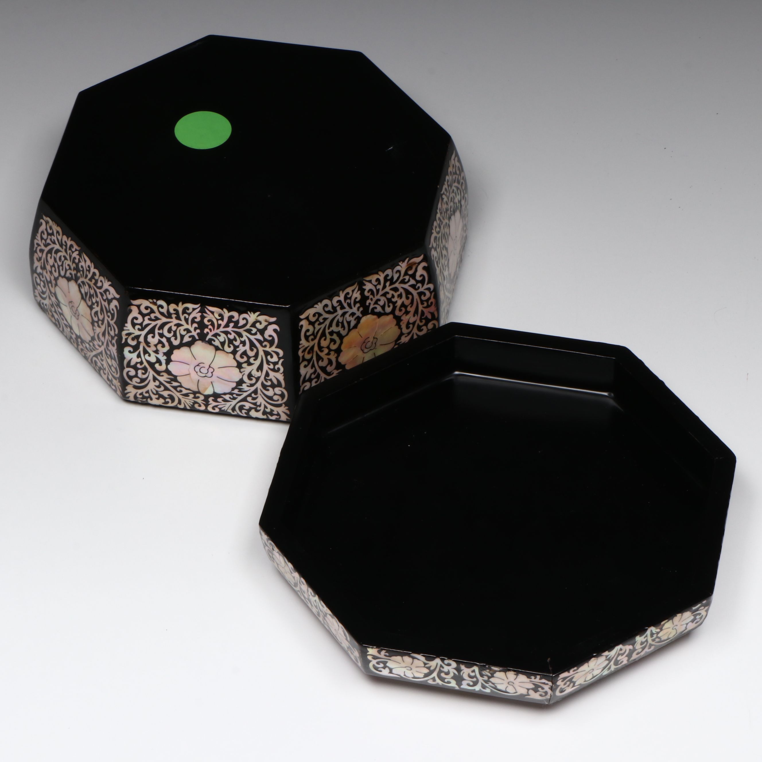 Octagonal Mother-of-Pearl Inlay Lacquerware Box