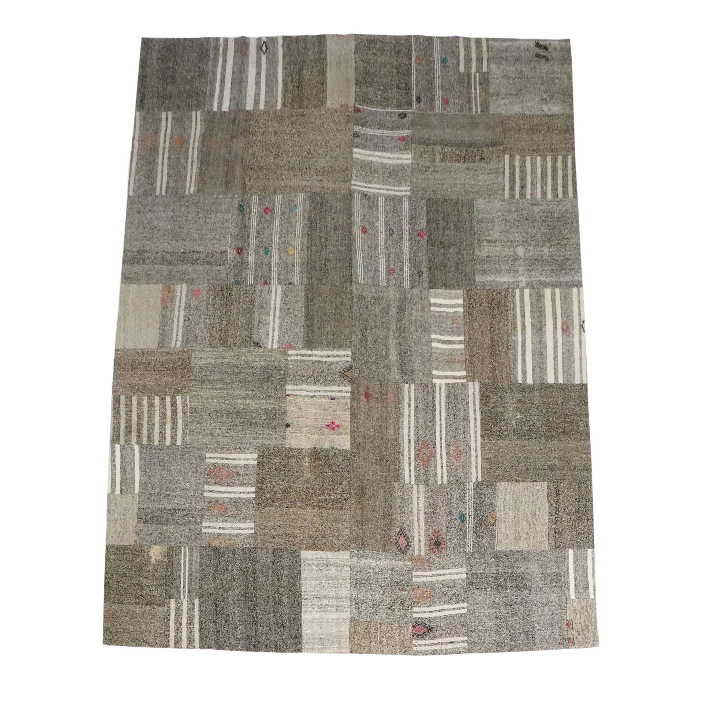 9'9 x 13' Handmade Turkish Patchwork Room Sized Rug