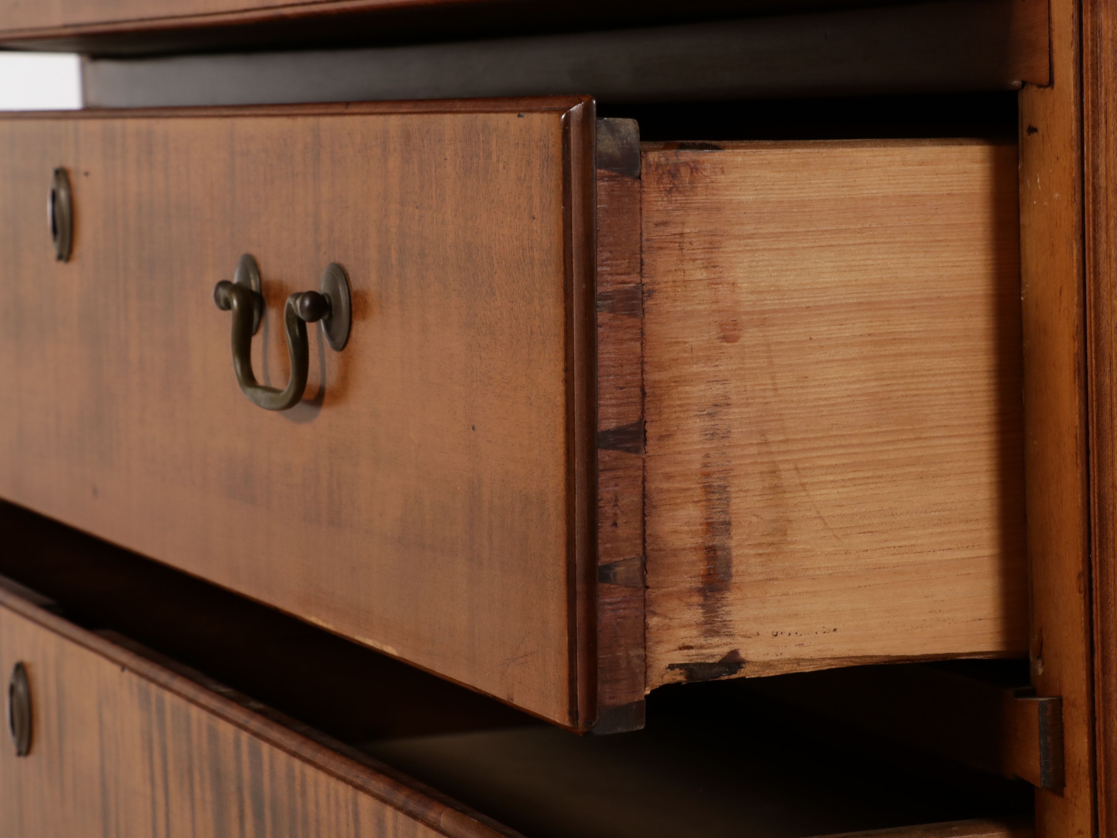 Queen Anne Style Tiger Maple Highboy, 20th Century