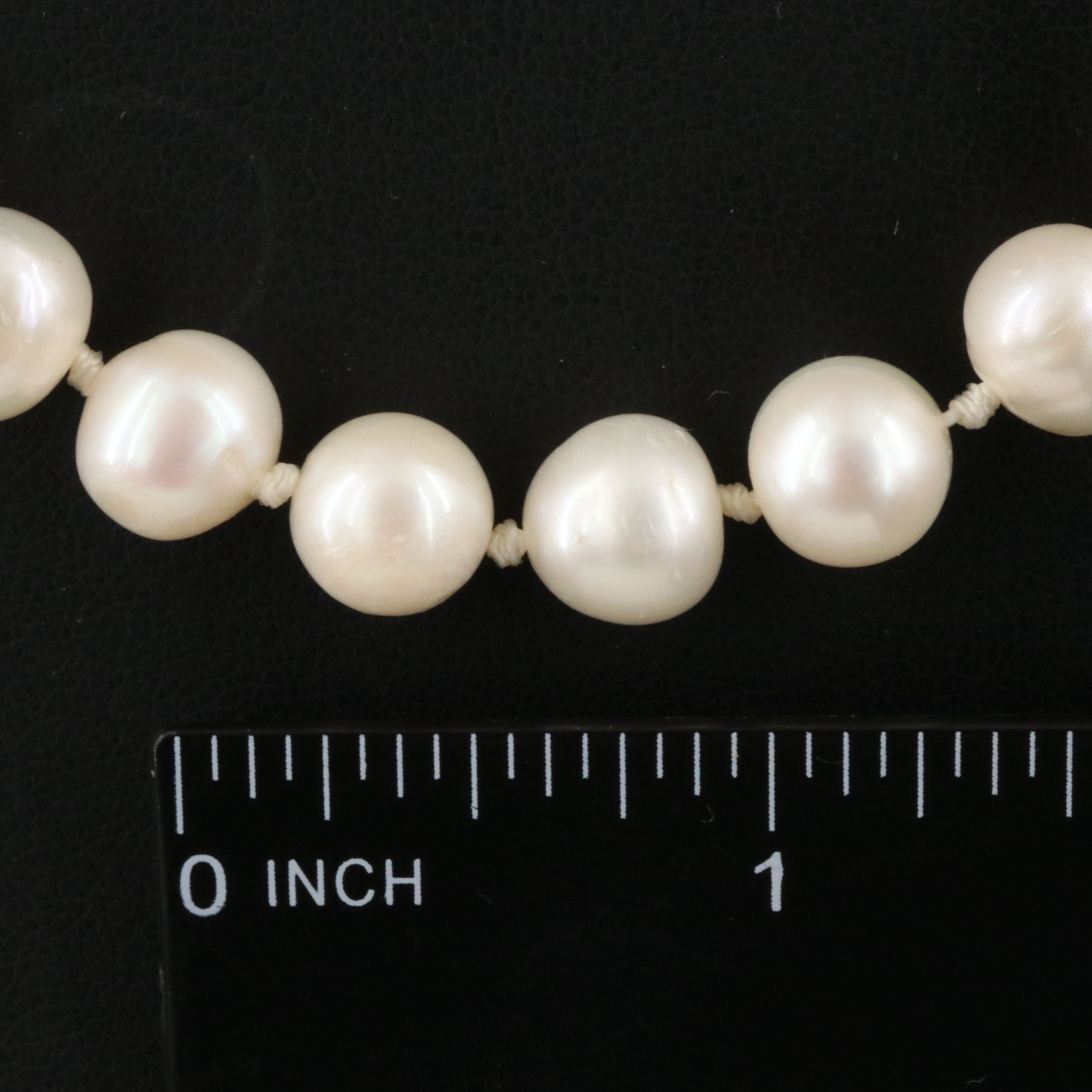 Rope Length Endless Pearl Necklace