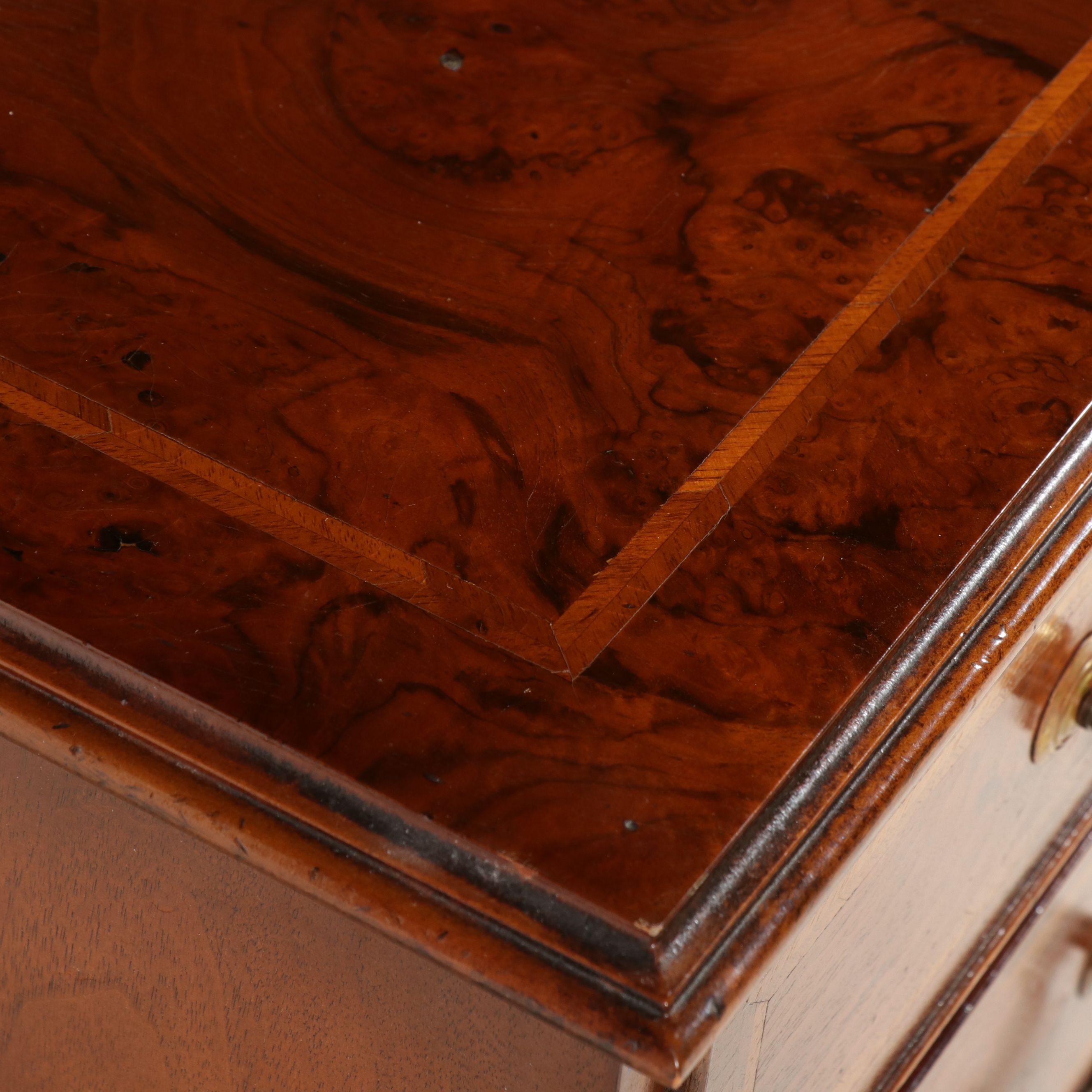 Churchill's Furniture Inlaid Flame Mahogany Hepplewhite Style Chest