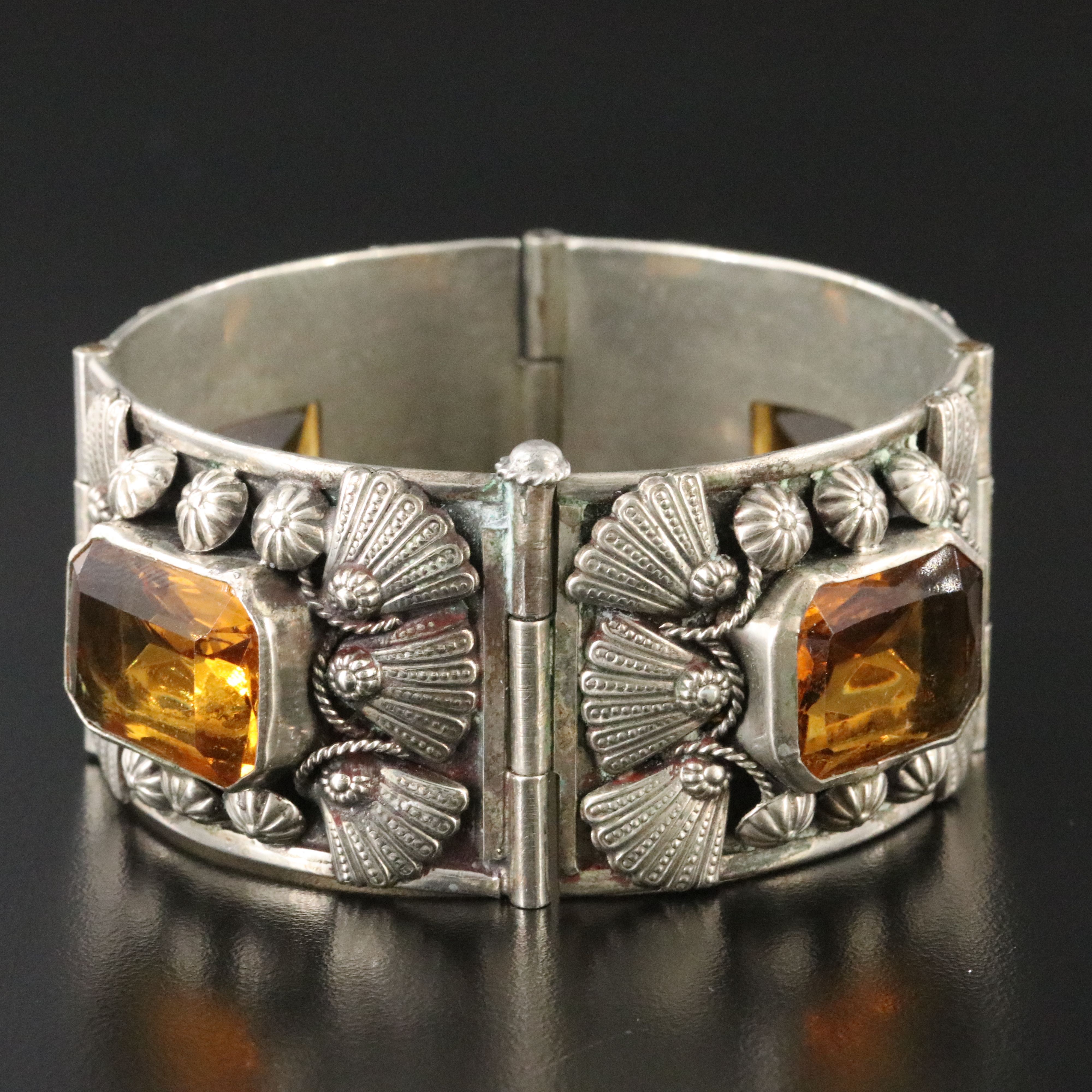 Vintage Italian Handmade Amber Glass Palmette Panel Bracelet
