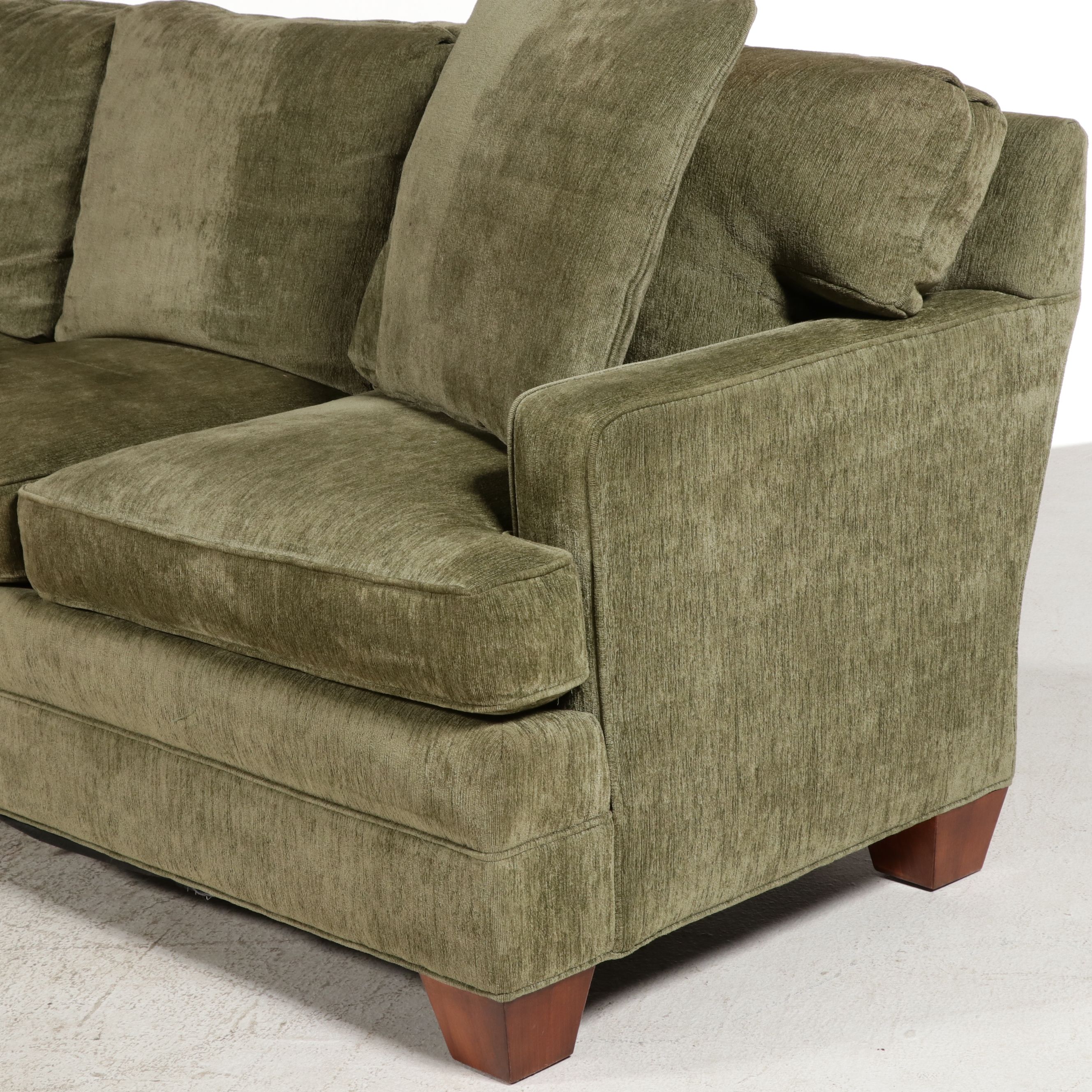 Stickley Fine Upholstery Three-Piece Sectional Sofa, 21st Century