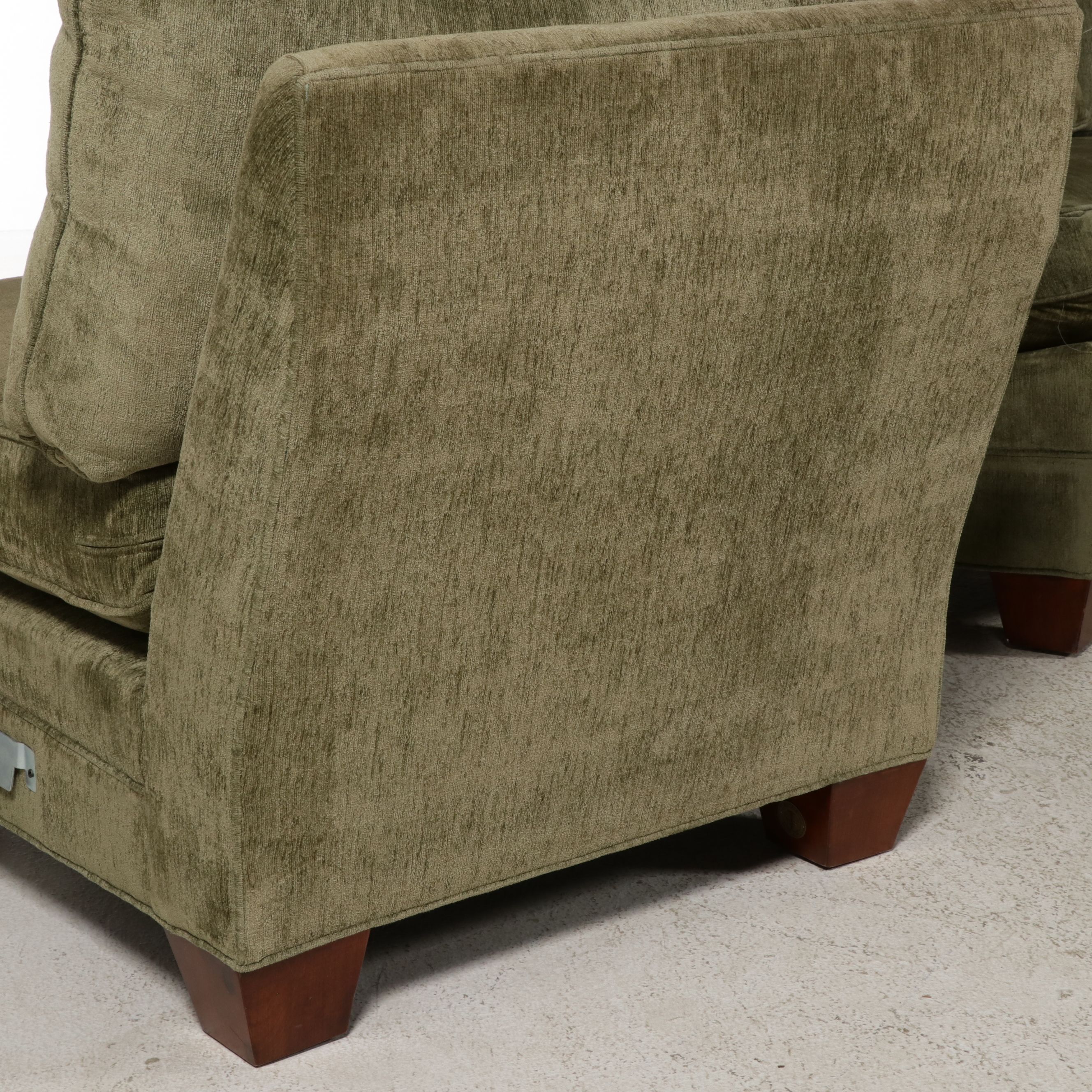 Stickley Fine Upholstery Three-Piece Sectional Sofa, 21st Century