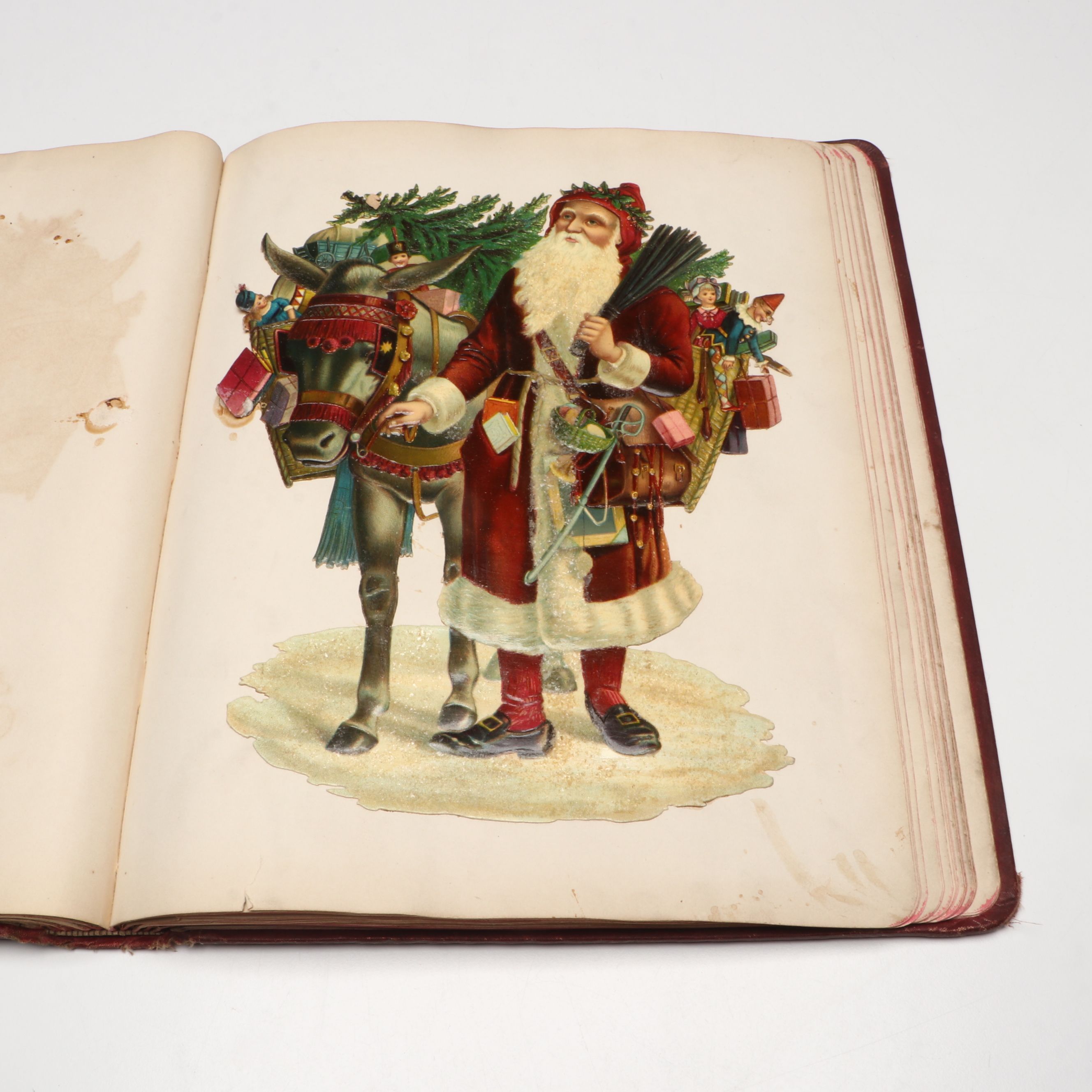 Victorian Scrapbook of Die-Cuts and Ephemera, Late 19th/Early 20th Century