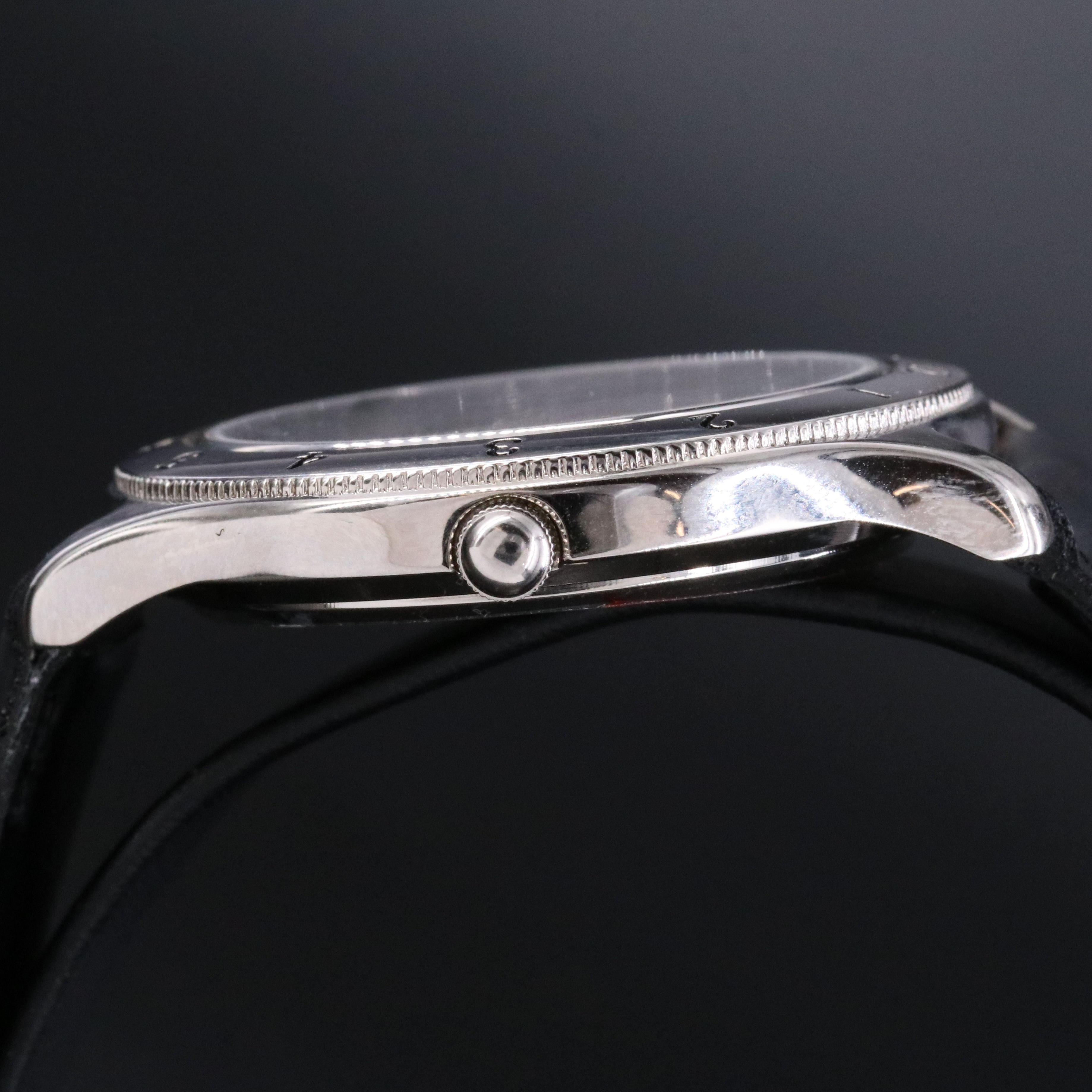 Wilson's Michael Jordan #23 Commemorative Silver-Tone Quartz Watch and Case